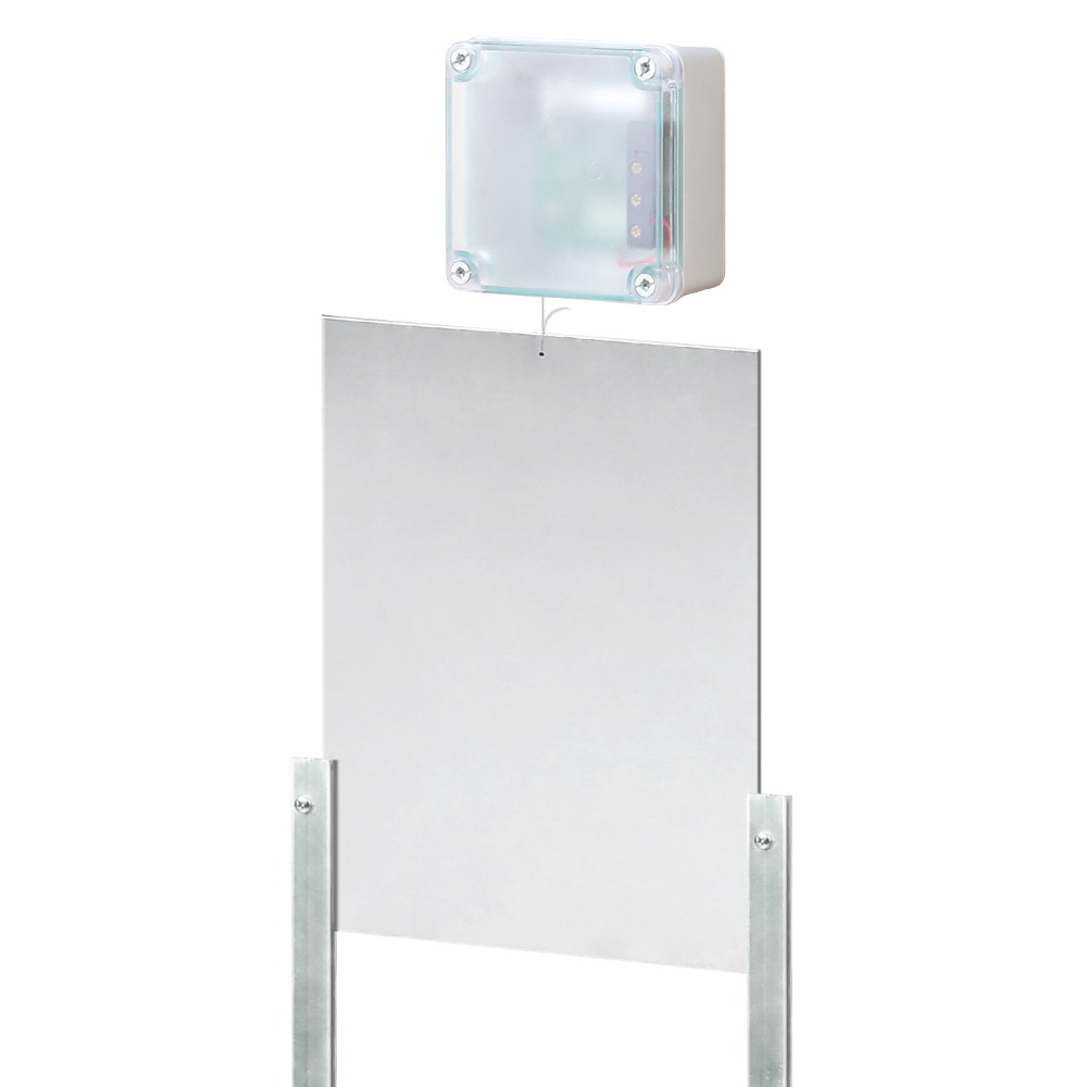 FIK-COOP-DOOR-00 Giantz Automatic Chicken Coop Door Opener - Image 1
