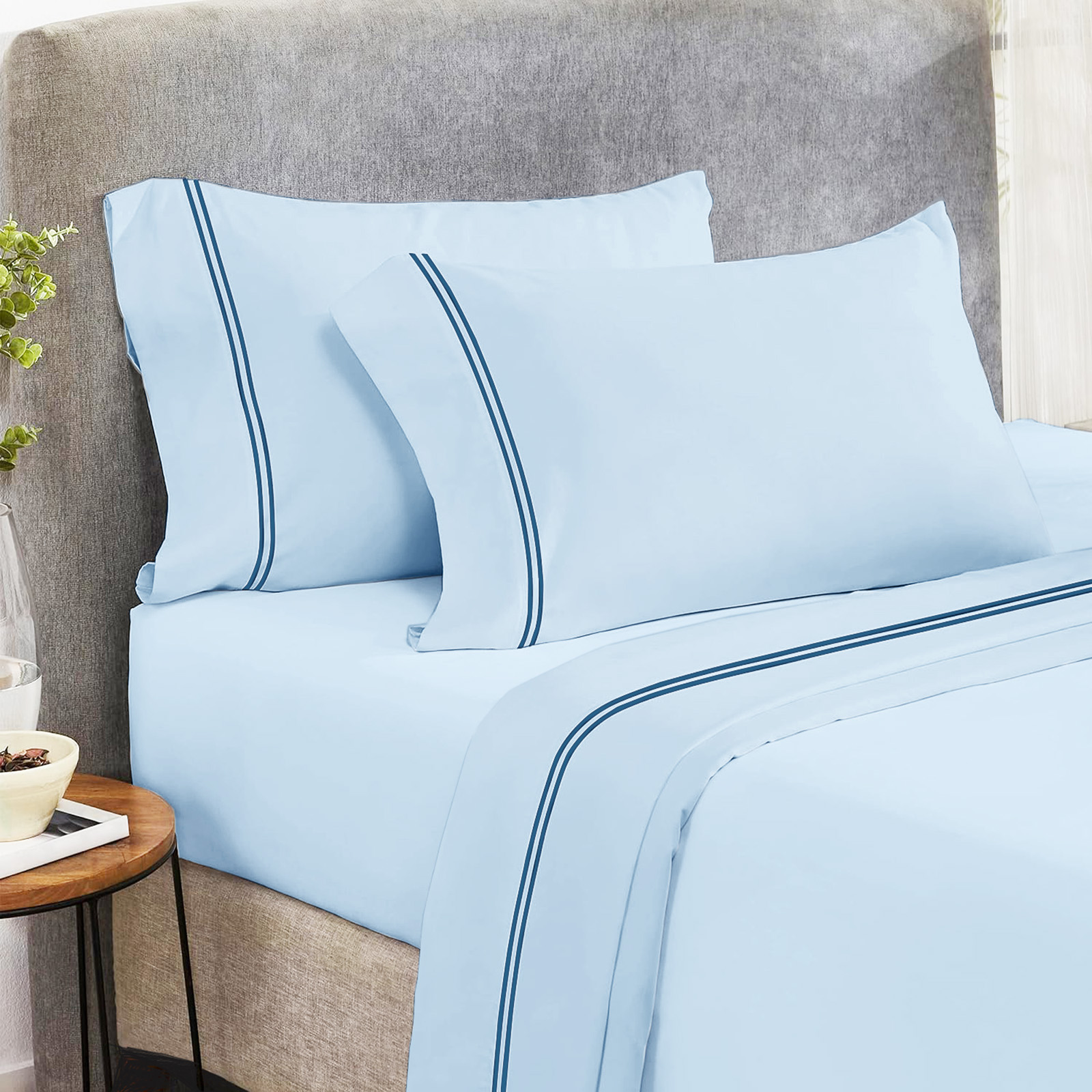 V107-SH328205-217013-00 Strada Embroidered 1000 TC Egyptian Cotton Sky Navy Deep Queen Sheet sets by Renee Taylor - Image 1