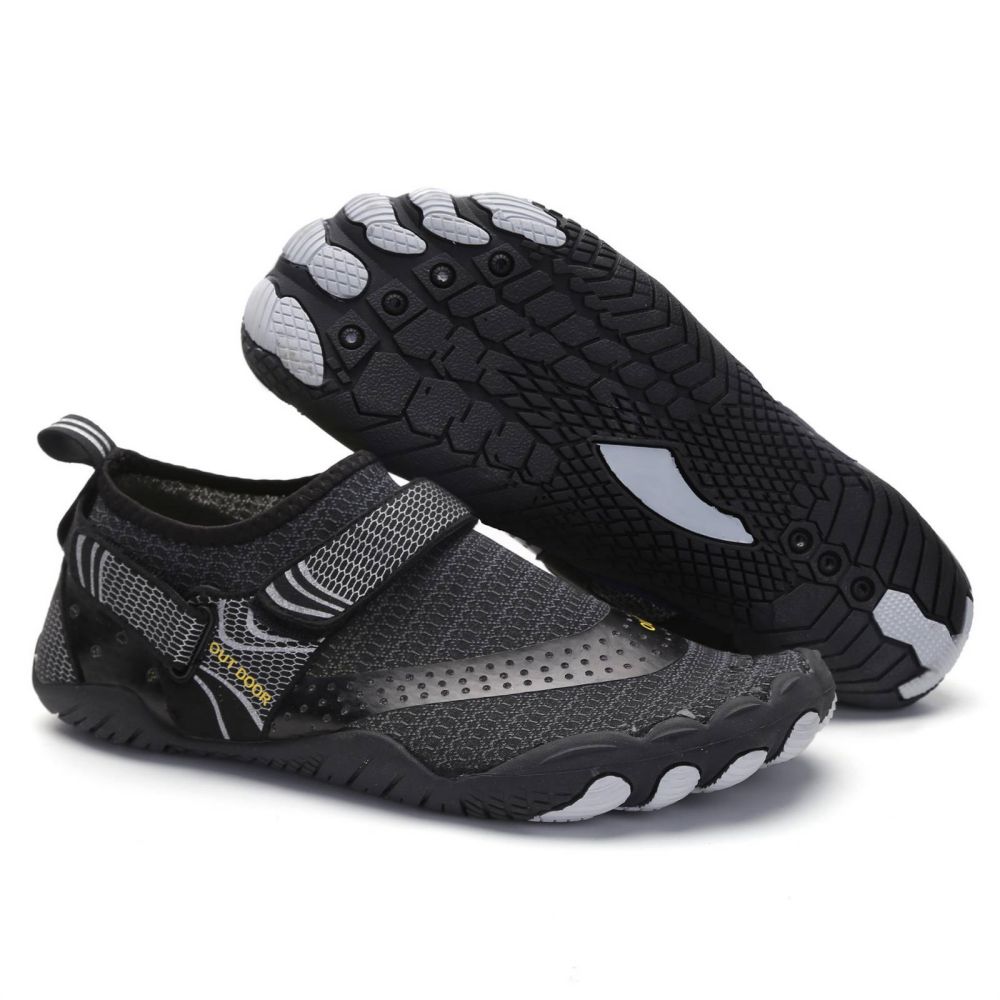 V213-01WS-A-G-BLK46_RnDgwcf_1 Men Women Water Shoes Barefoot Quick Dry Aqua Sports Shoes - Black Size EU46 = US11 - Image 1