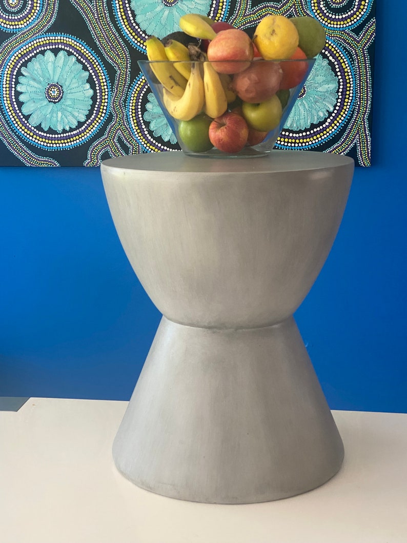 V277-STHDGCTC-190230-00 Side table Hourglass design Grey Coffee Table Coffee Table - Image 1