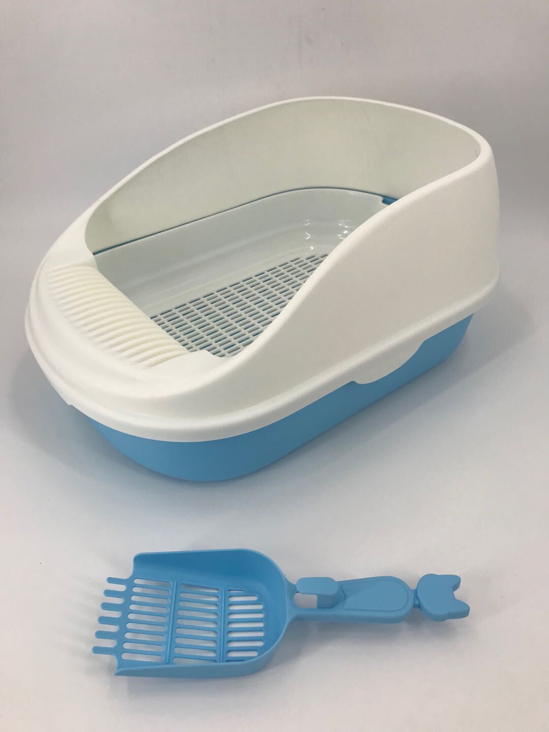 V278-MSP-004-BLUE-W-ZW-0001-66357-00 YES4PETS Large Portable Cat Toilet Litter Box Tray House with Scoop and Grid Tray Blue - Image 1
