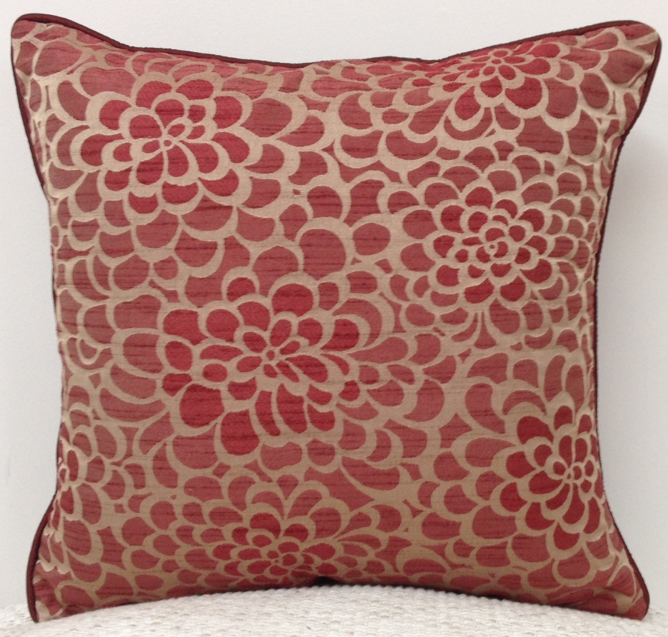 V416-444241M-142205-00 Flower Marone Petal Design Cushion Cover Maroon - Image 1
