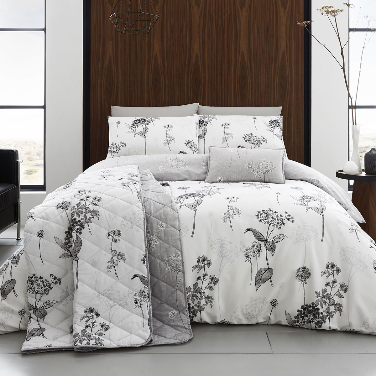 V442-ATX-QUILTCS-COVERLEY-GREY-SK-79322-00 Coverley Grey Quilt Cover Set Super King - Image 1