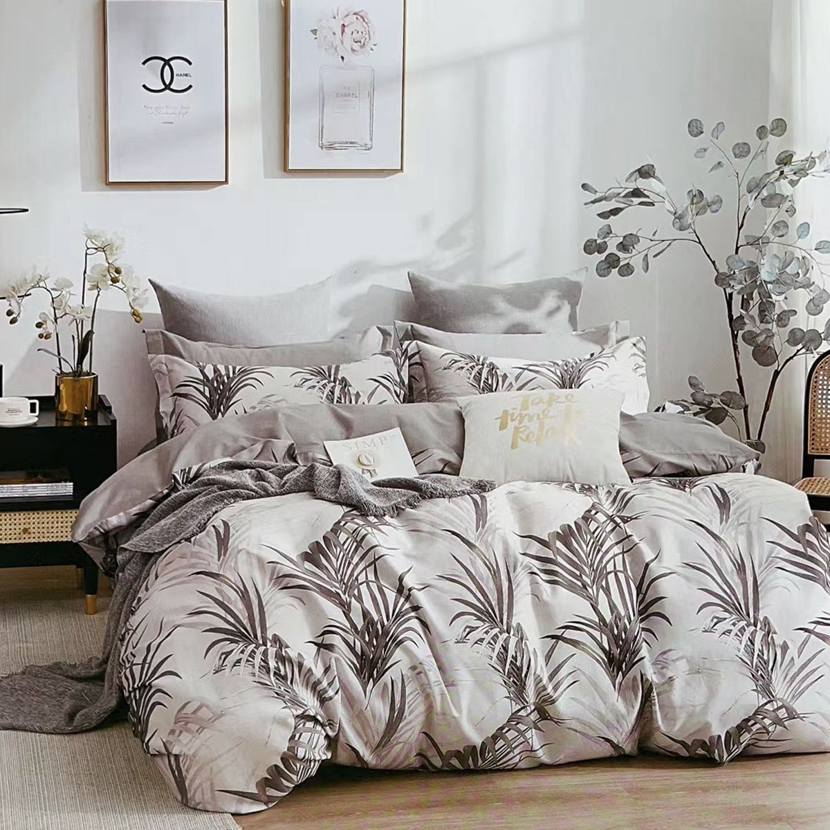 V442-ATX-QUILTCS-PALMBAY-WHITE-QS-79291-00 Palm Bay 100% Cotton Reversible Quilt Cover Set Queen - Image 1