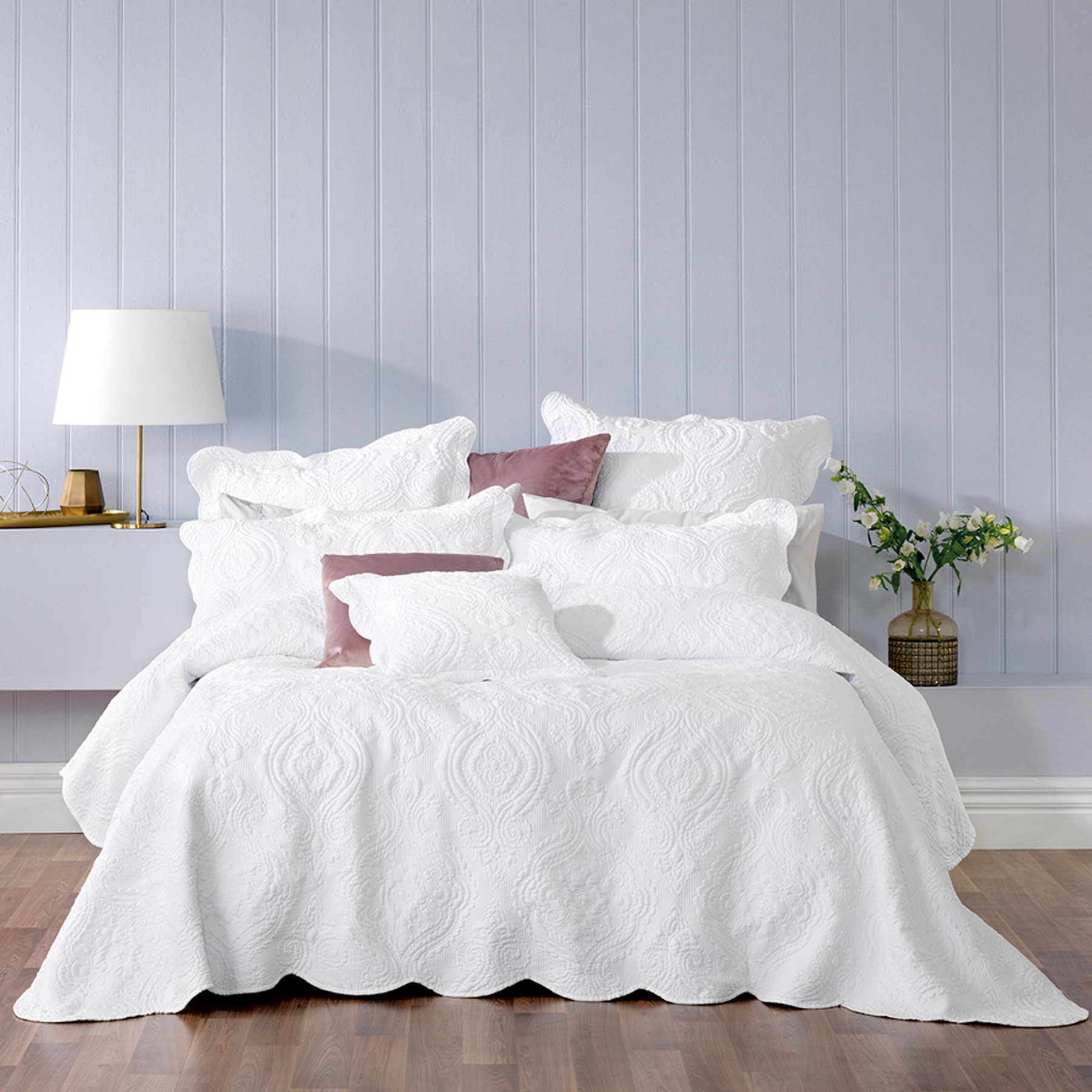V442-BCA-BEDSPREAD-CORDELIA-WHITE-QS-202502260920-00 Bianca Elegance Cordelia White Bedspread Set Queen - Image 1