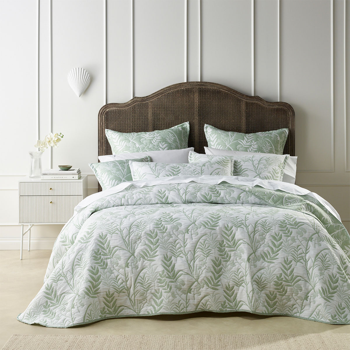 V442-BCA-BEDSPREAD-EDEN-SAGE-QS-158722-00 Bianca Eden Sage Jacquard Bedspread Set Queen - Image 1