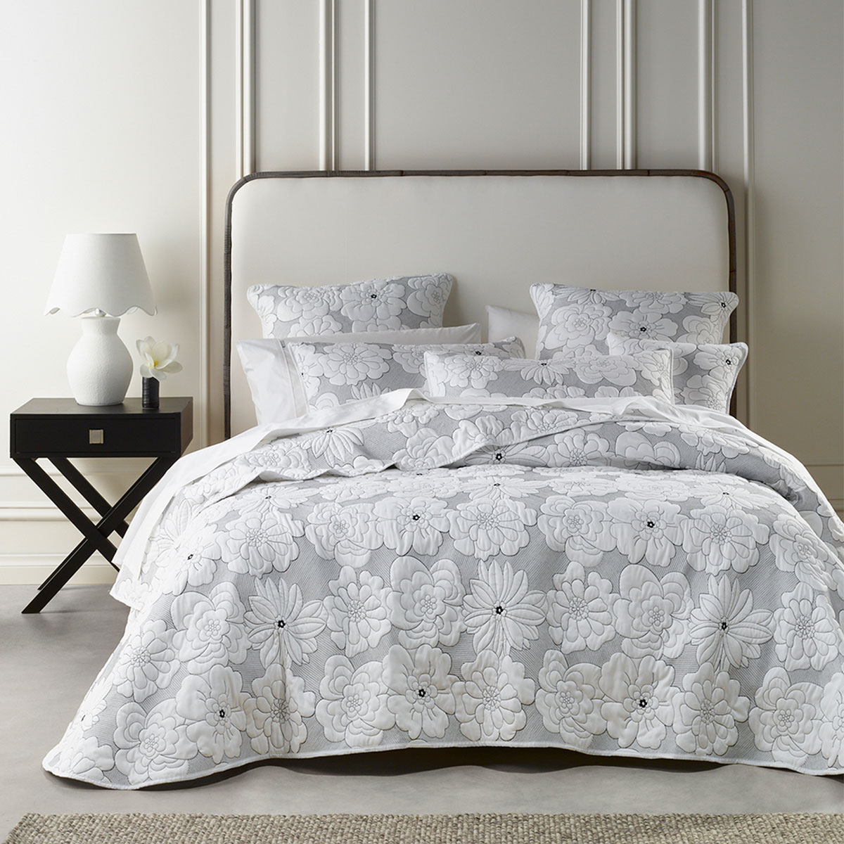 V442-BCA-BEDSPREAD-LEONA-WHITE-KI-158732-00 Bianca Leona White 4 Pcs Bedspread Set King - Image 1