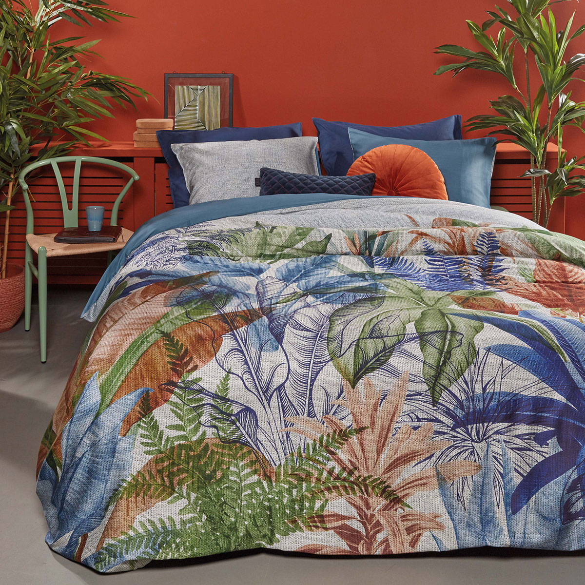 V442-HIN-QUILTCS-ISLA-BLUE-KI-82711-00 Bedding House Isla Blue Cotton Sateen Quilt Cover Set King - Image 1