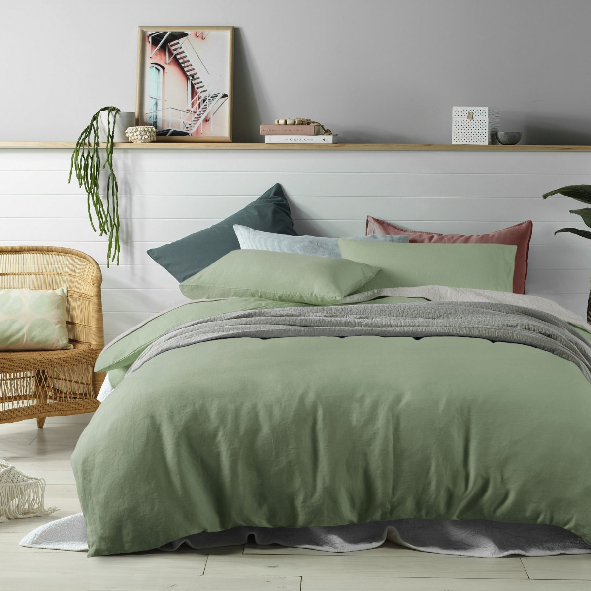 V442-HIN-QUILTCS-LINEN-SAGE-DS-202888-00 Accessorize 100% Linen Sage Quilt Cover Set Double - Image 1