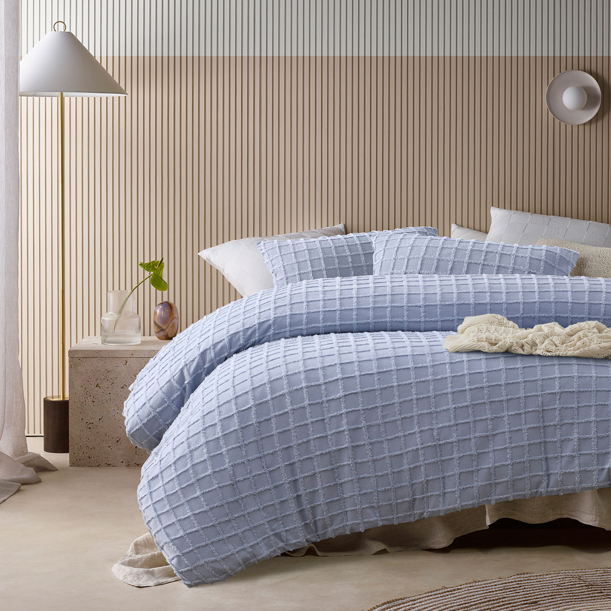 V442-HIN-QUILTCS-PARQUET-SNOOZEBLUE-KI-195468-00 Vintage Design Homewares Parquet Snooze Blue Polyester Cotton Quilt Cover Set King - Image 1