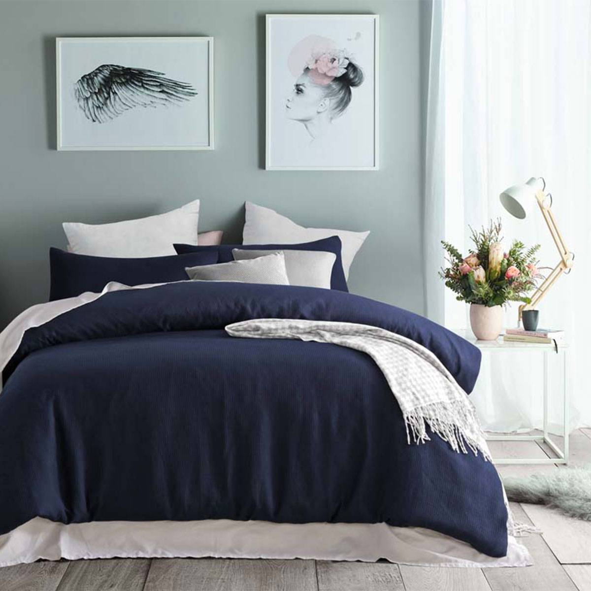 V442-HIN-QUILTCS-POLYWAFFLE-NAVY-DS-154808-00 Accessorize Navy Waffle Polyester Quilt Cover Set Double - Image 1