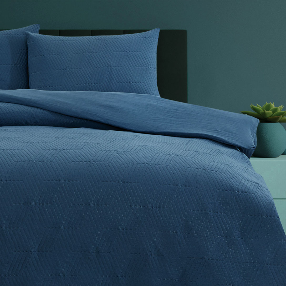 V442-INT-QUILTCS-MAXWELL-NAVY-KI-144510-00 Ardor Maxwell Navy Embossed Vintage Washed Quilt Cover Set King - Image 1