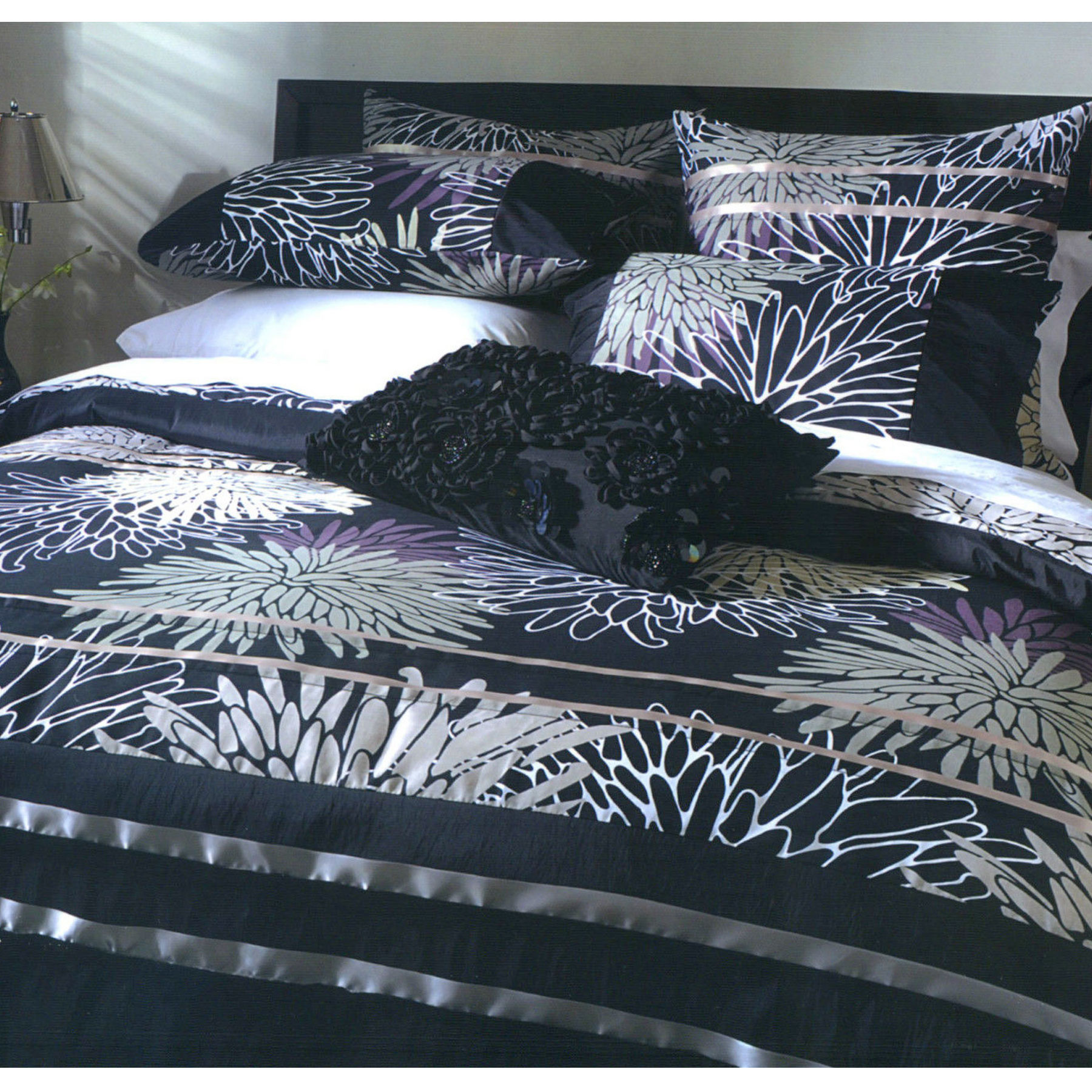 V442-LDE-QUILTCS-ASTRID-MIDNIGHT-QS-77876-00 Paxton and Wiggin Astrid Quilt Cover Set Queen - Image 1