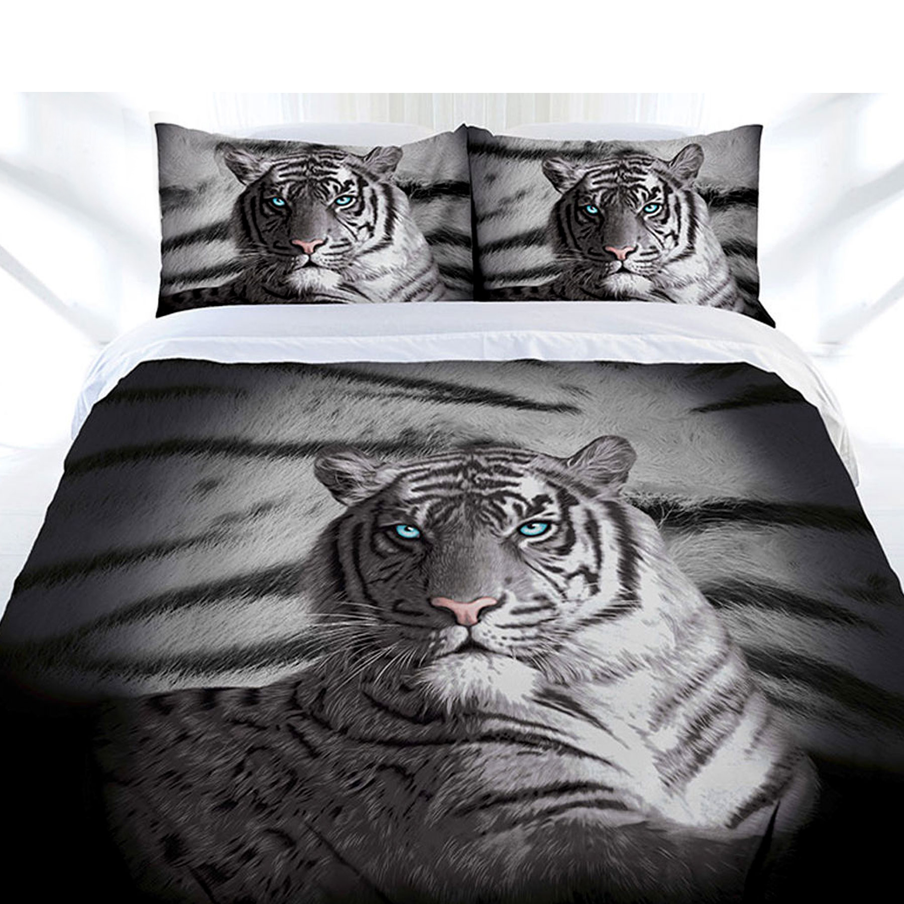 V442-LDE-QUILTCS-BLUEEYESSTRIPES-BLACK-QS-77870-00 Just Home Blue Eyes Stripes Tiger Quilt Cover Set Queen - Image 1