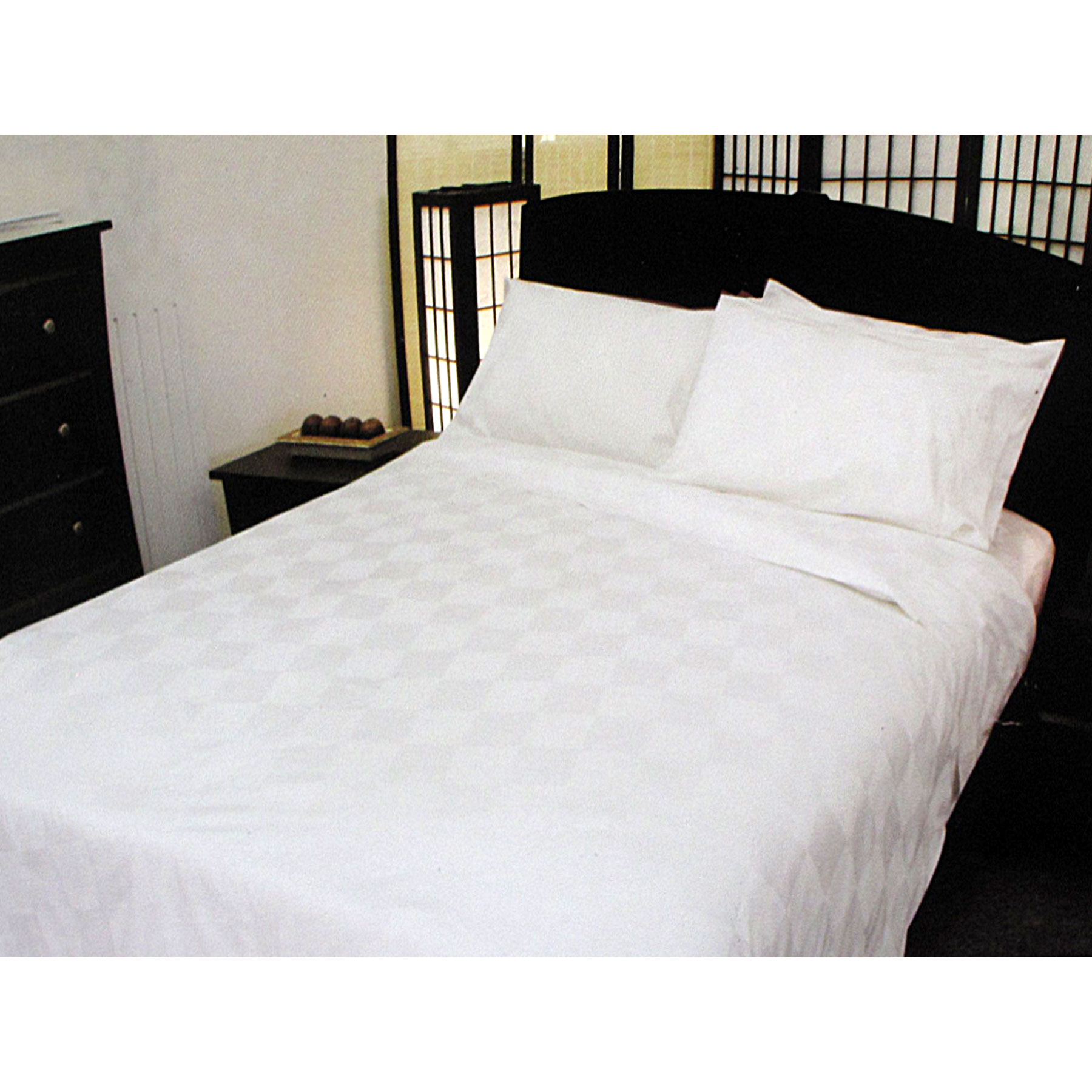 V442-ORS-QUILTCS-DOMINIC-WHITE-DS-208797-00 Orient Sense Dominic White Quilt Cover Set - Double - Image 1