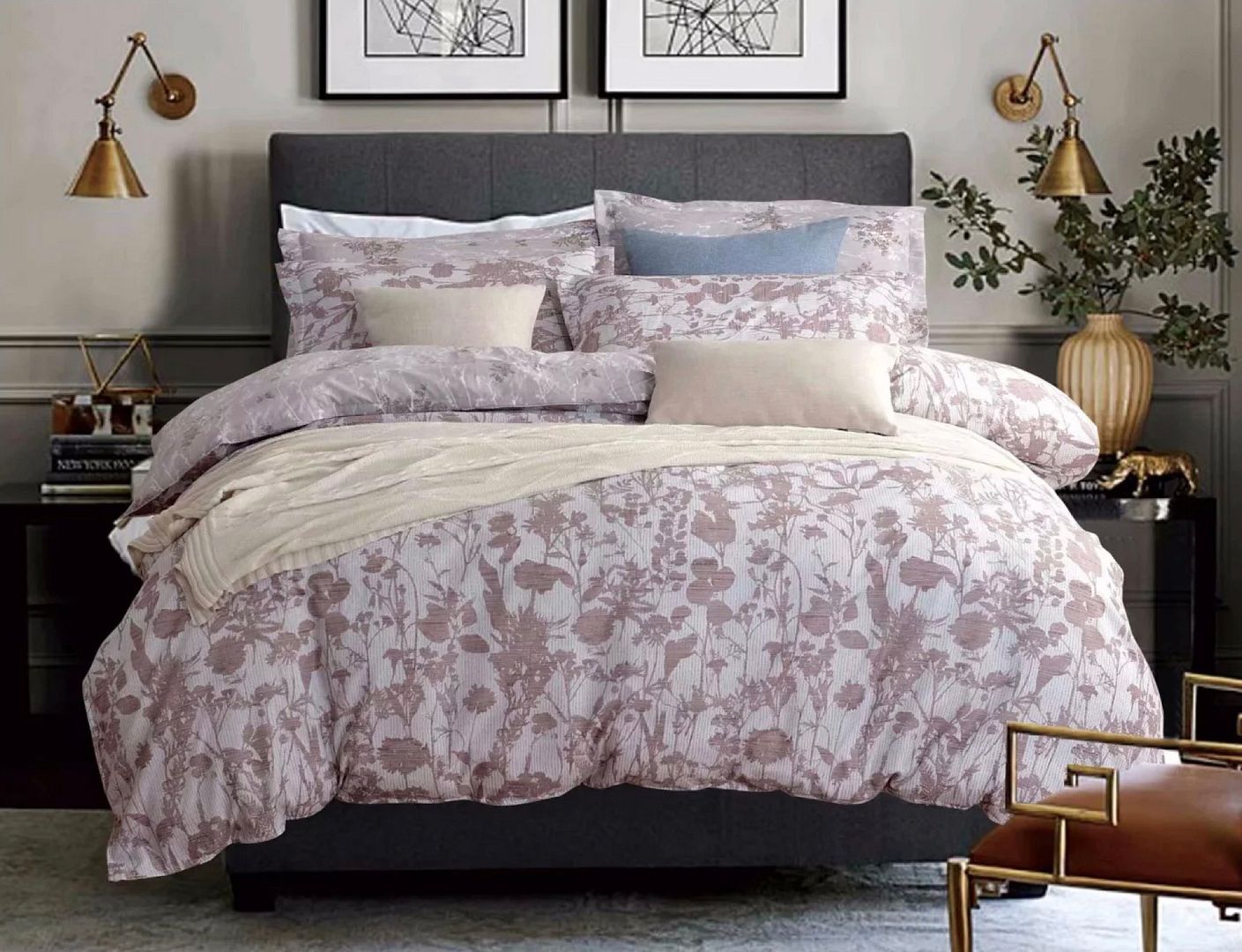 V493-MK-417-88197-00 Joey King Size Quilt/Duvet Cover Set - Image 1