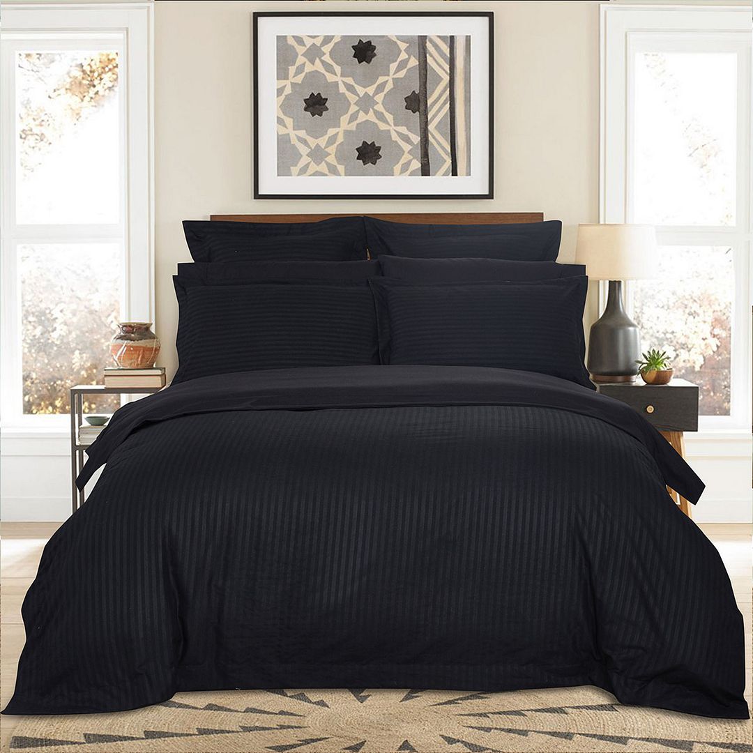 V493-NK-05-88273-00 1000TC Ultra Soft Striped King Size Black Duvet Quilt Cover Set - Image 1