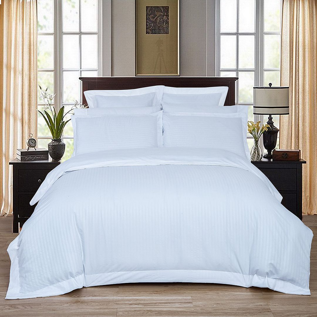 V493-NQ-01-88277-00 1000TC Ultra Soft Striped Queen Size White Duvet Quilt Cover Set - Image 1