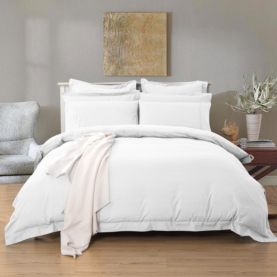 V493-S-1-88136-00 1000TC Tailored Single Size White Duvet Quilt Cover Set - Image 1