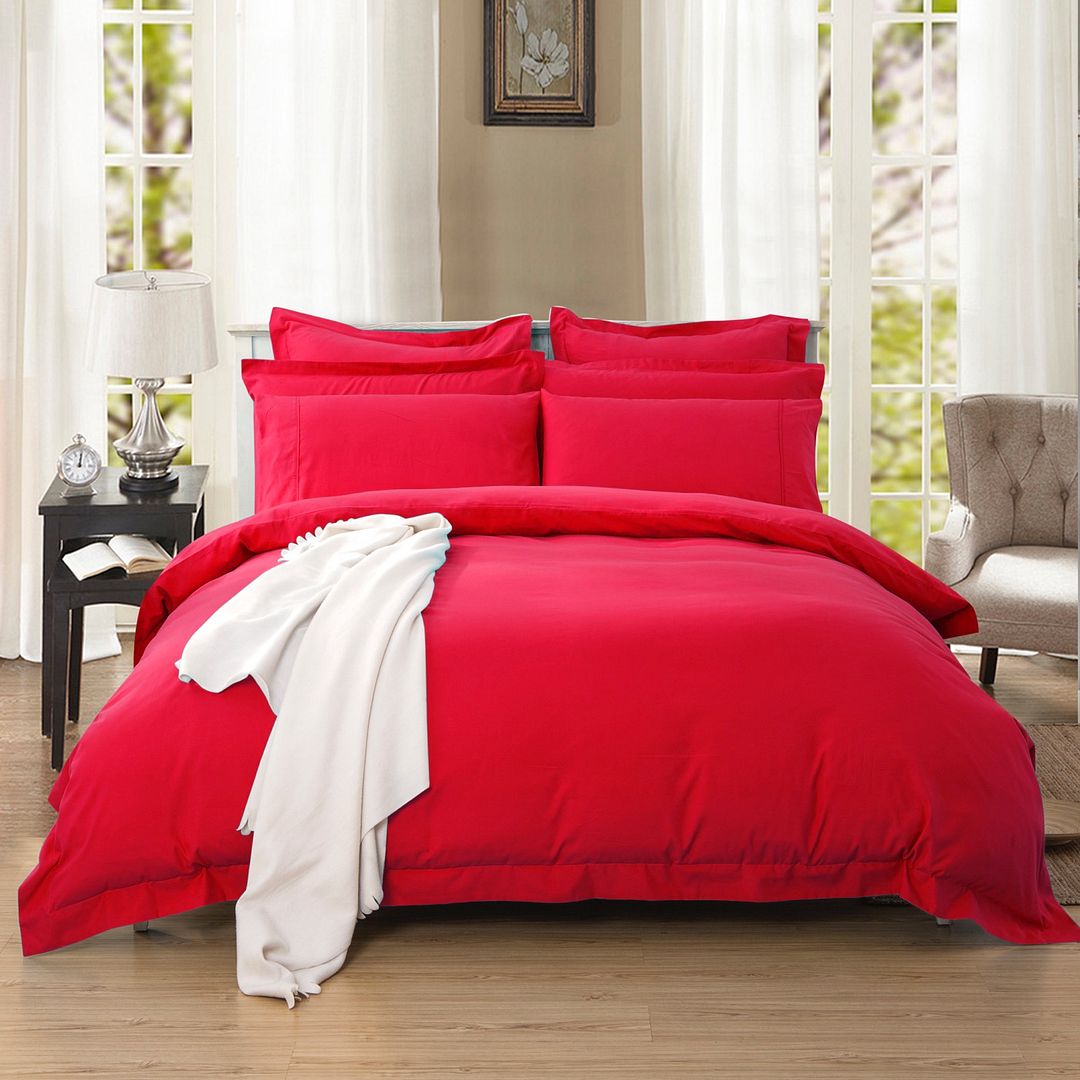 V493-SK-4-88194-00 1000TC Tailored Super King Size Red Duvet Quilt Cover Set - Image 1