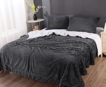 V517-SFSC-QCHA-94715-00 stripe flannel sherpa blanket queen charcoal - Image 1