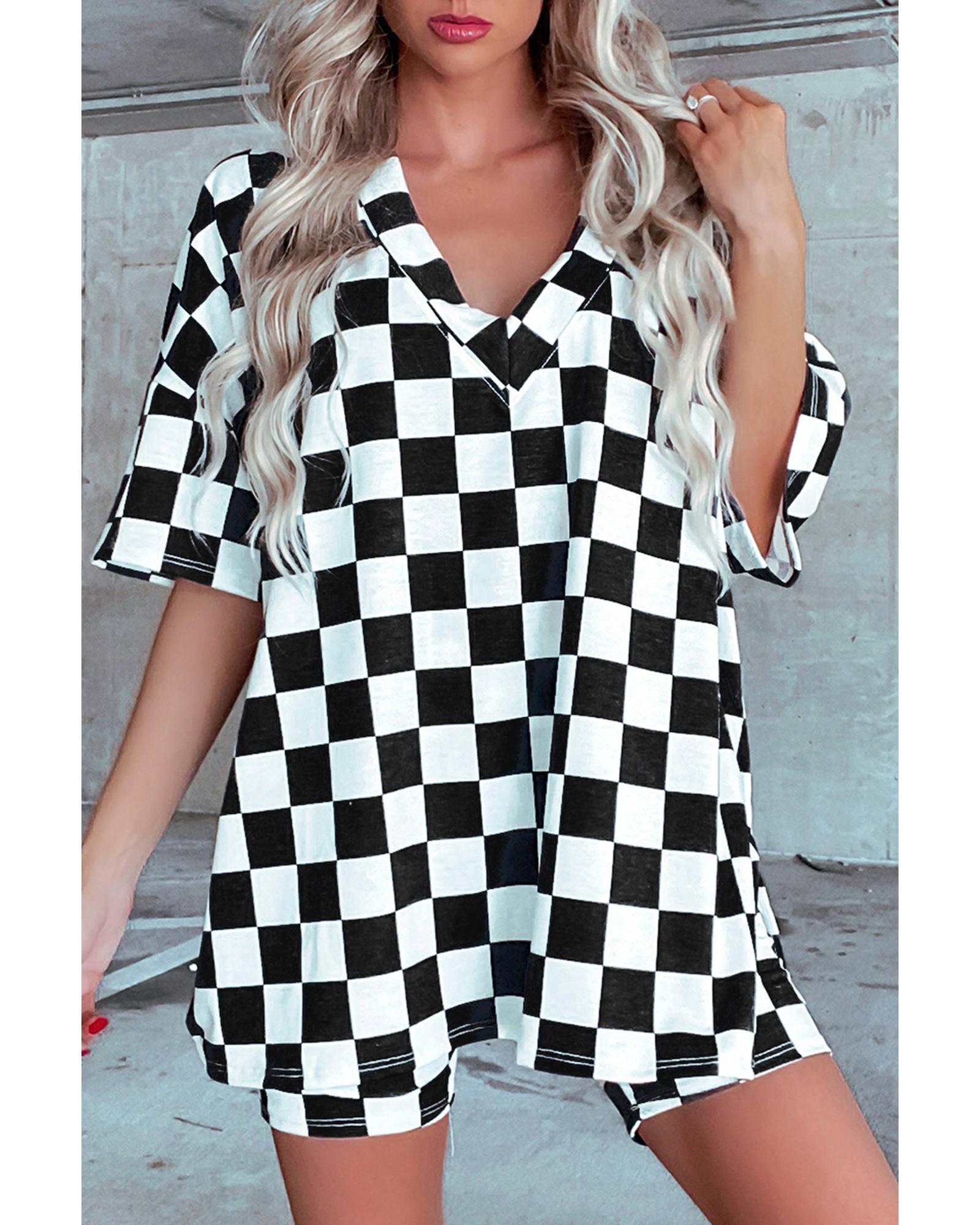 V539-AZEXDC151289-P220-XL-202508271900-00 Black Checkerboard Print V Neck Loose Tee and Shorts Lounge Set - XL - Image 1