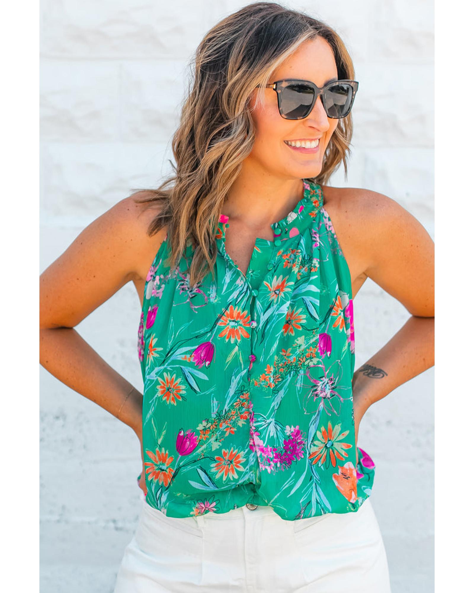 V539-AZEXDC25126777-P109-XL-202508272125-00 Bright Green Floral Print Buttoned Neckline Tank Top - XL - Image 1