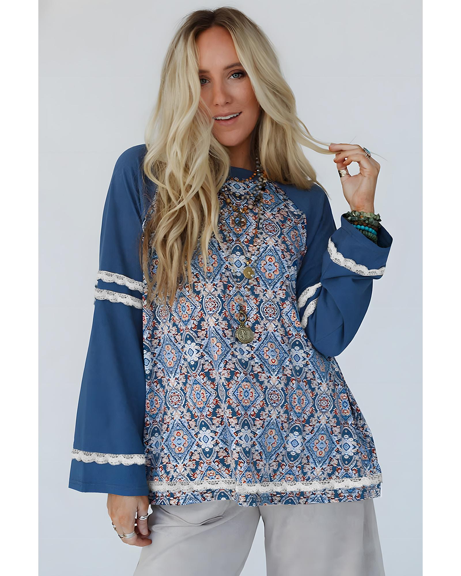 V539-AZEXDC25130215-P520-M-202508271040-00 Blue Geometric Printed Lace Patchwork Ric Rac Raglan Long Sleeve Top - M - Image 1