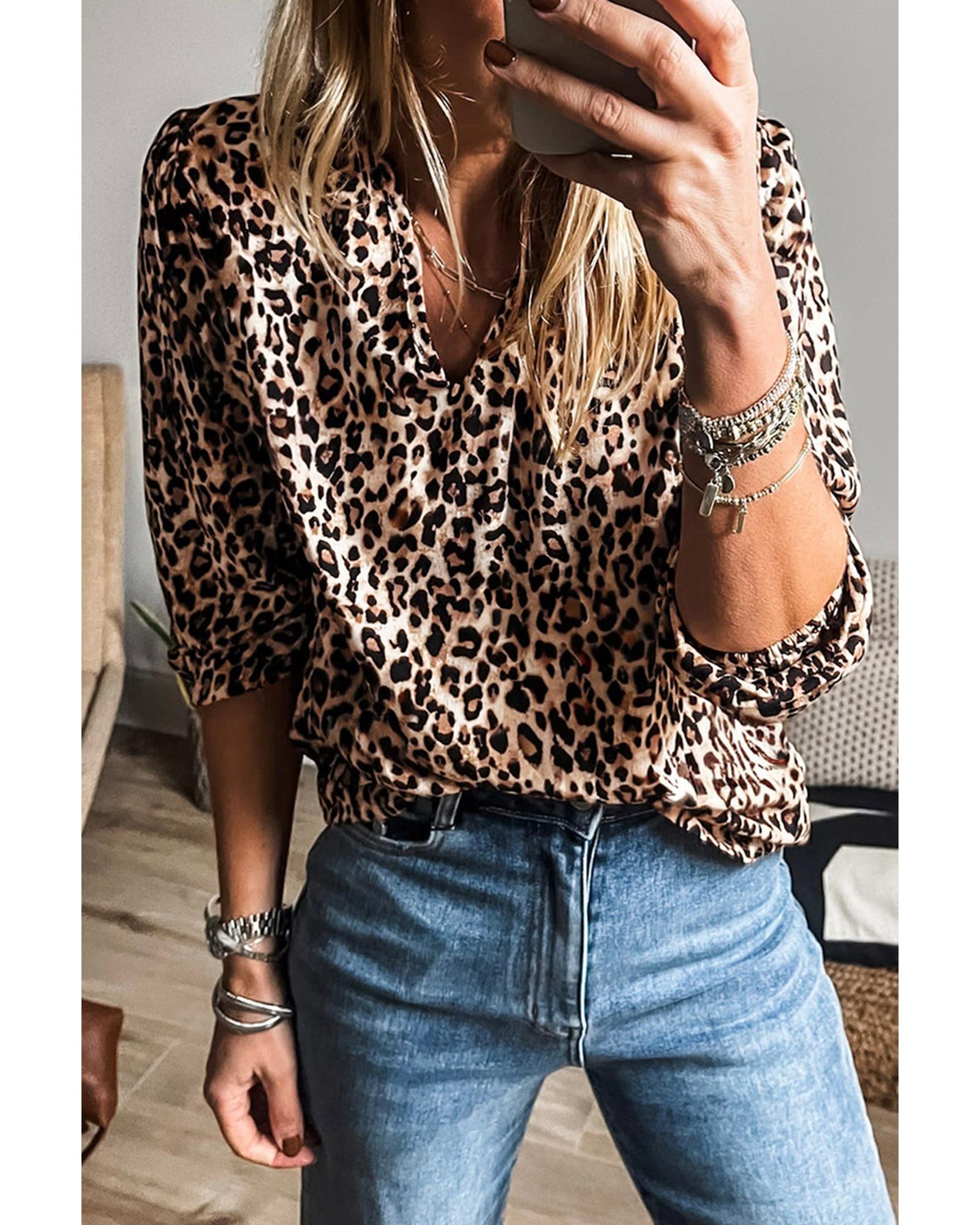V539-AZEXDC25130616-P1820-XL-202508272200-00 Apricot Leopard V Neck Half Sleeve Blouse - XL - Image 1