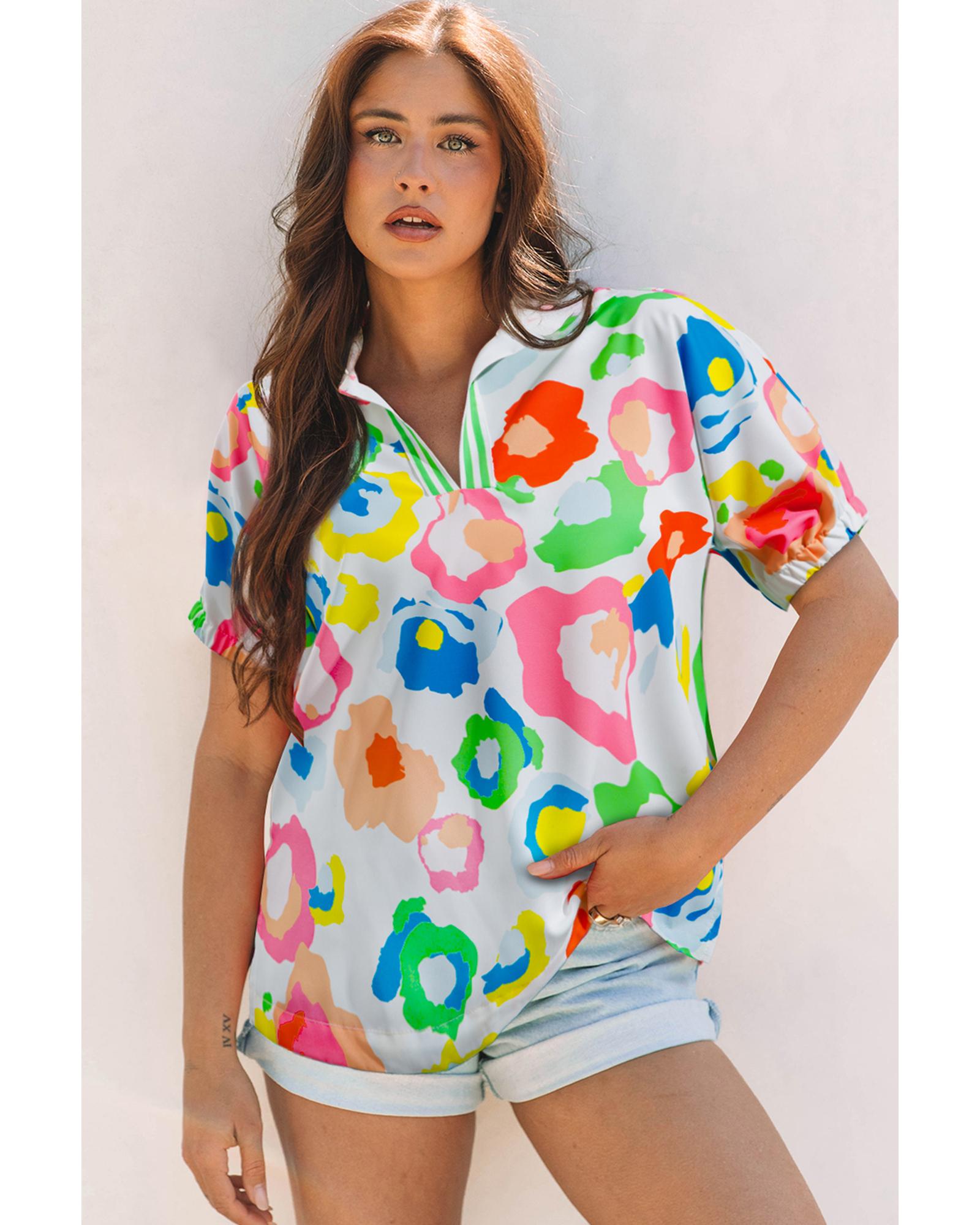 V539-AZEXDC25131260-P922-L-202506121317-00 Green Chic Leopard Print Striped Detail Split Neck Blouse - L - Image 1