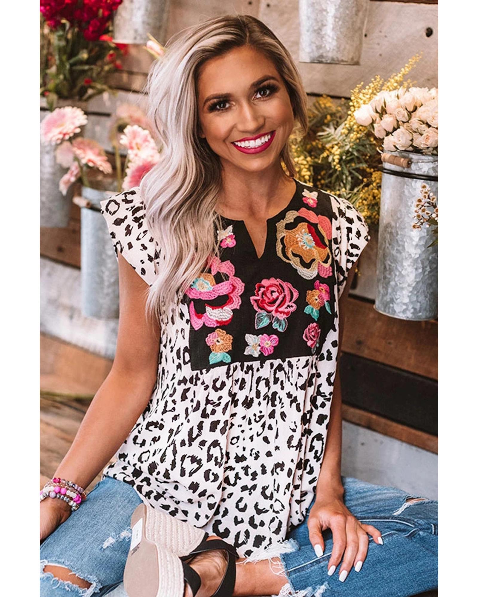 V539-AZEXDC251417-20-M-202508261900-00 Azura Exchange Embroidered Shift Top - M - Image 1