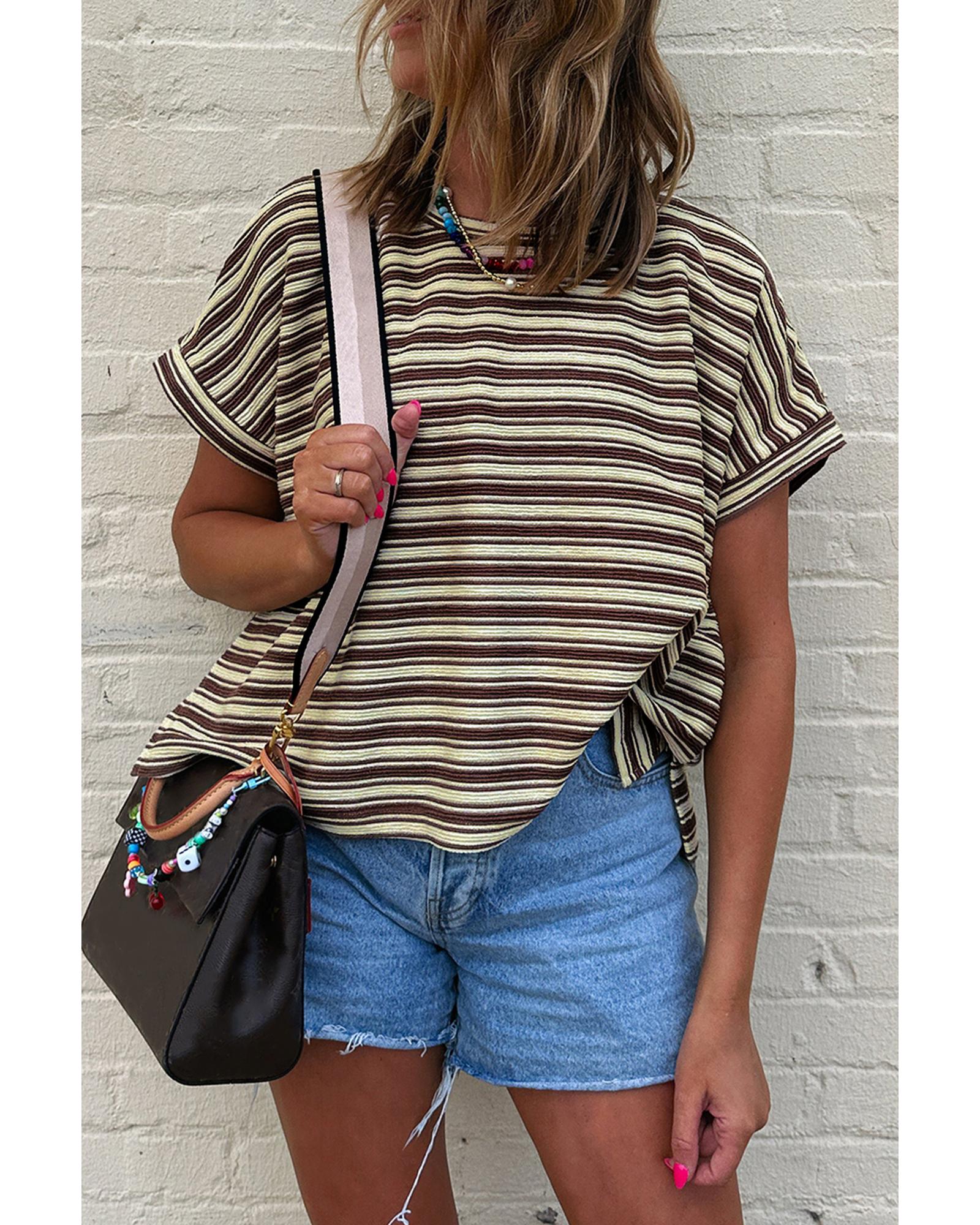 V539-AZEXDC25226766-P1719-M-202508270420-00 Brown Stripe Textured Side Slits Crew Neck T Shirt - M - Image 1