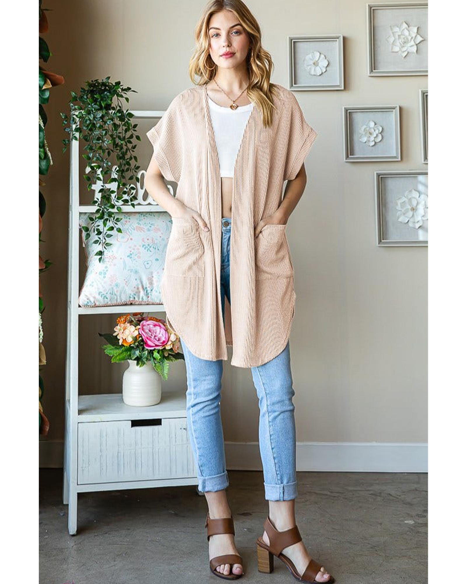 V539-AZEXDC2542407-P6016-M-202508292230-00 Parchment Ribbed Pocketed Short Sleeve Open Front Top - M - Image 1