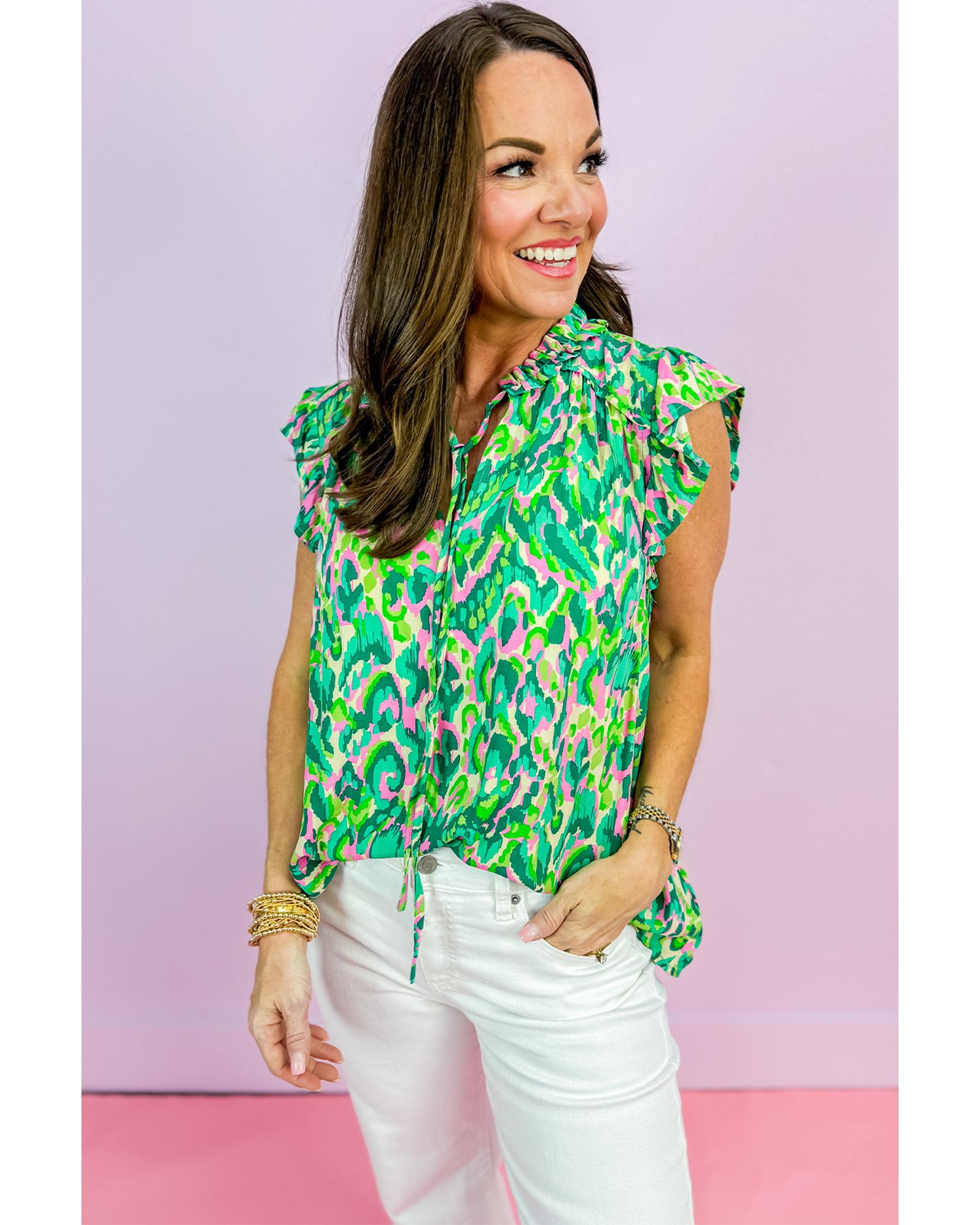 V539-AZEXDC25612241-P920-L-202508300310-00 Green Abstract Print Ruffled Trim Tied Split Neck Tank Top - L - Image 1