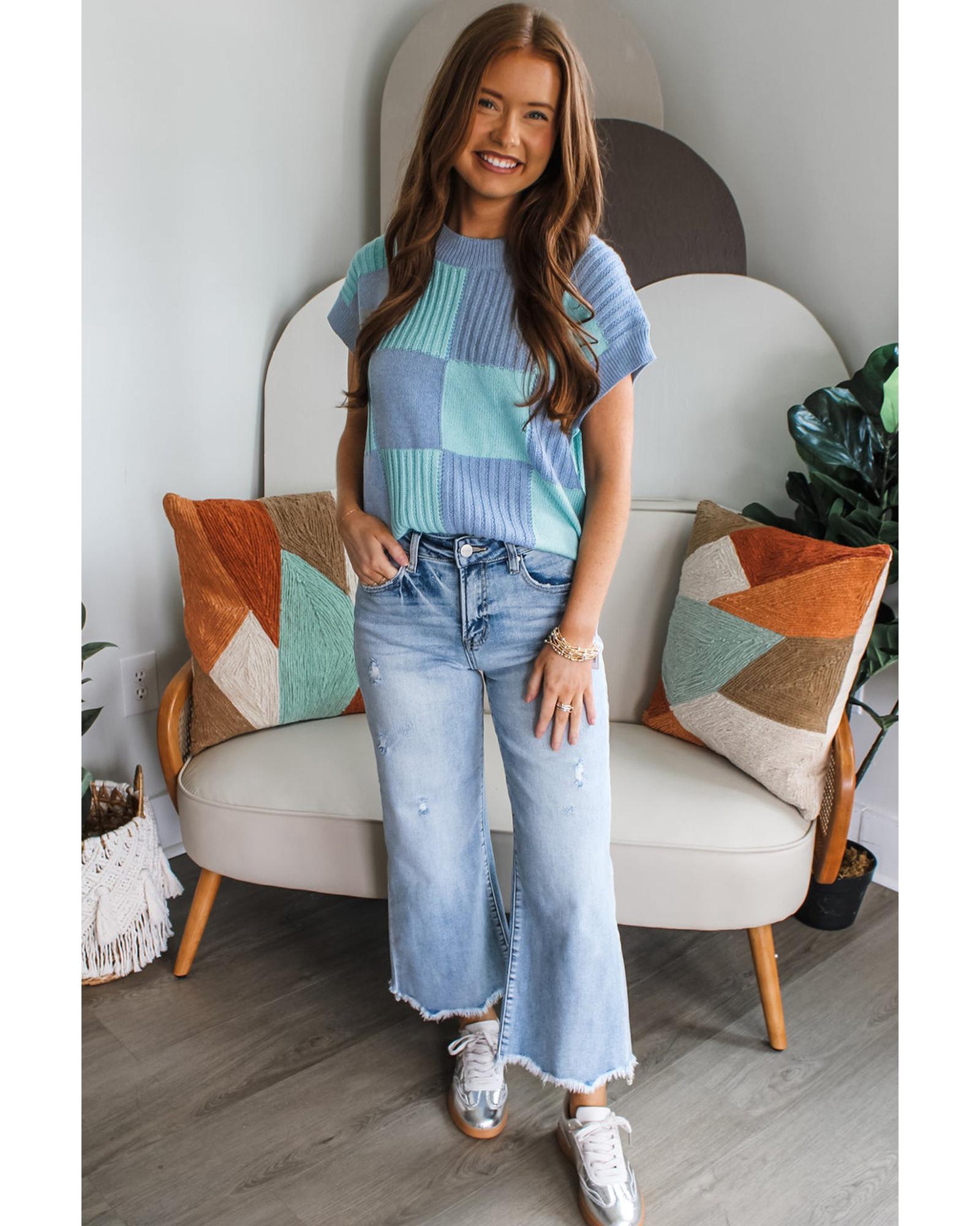 V539-AZEXDC2725991-P422-M-202508281130-00 Light Blue Checkered Color Block Crew Neck Short Sleeve Sweater - M - Image 1