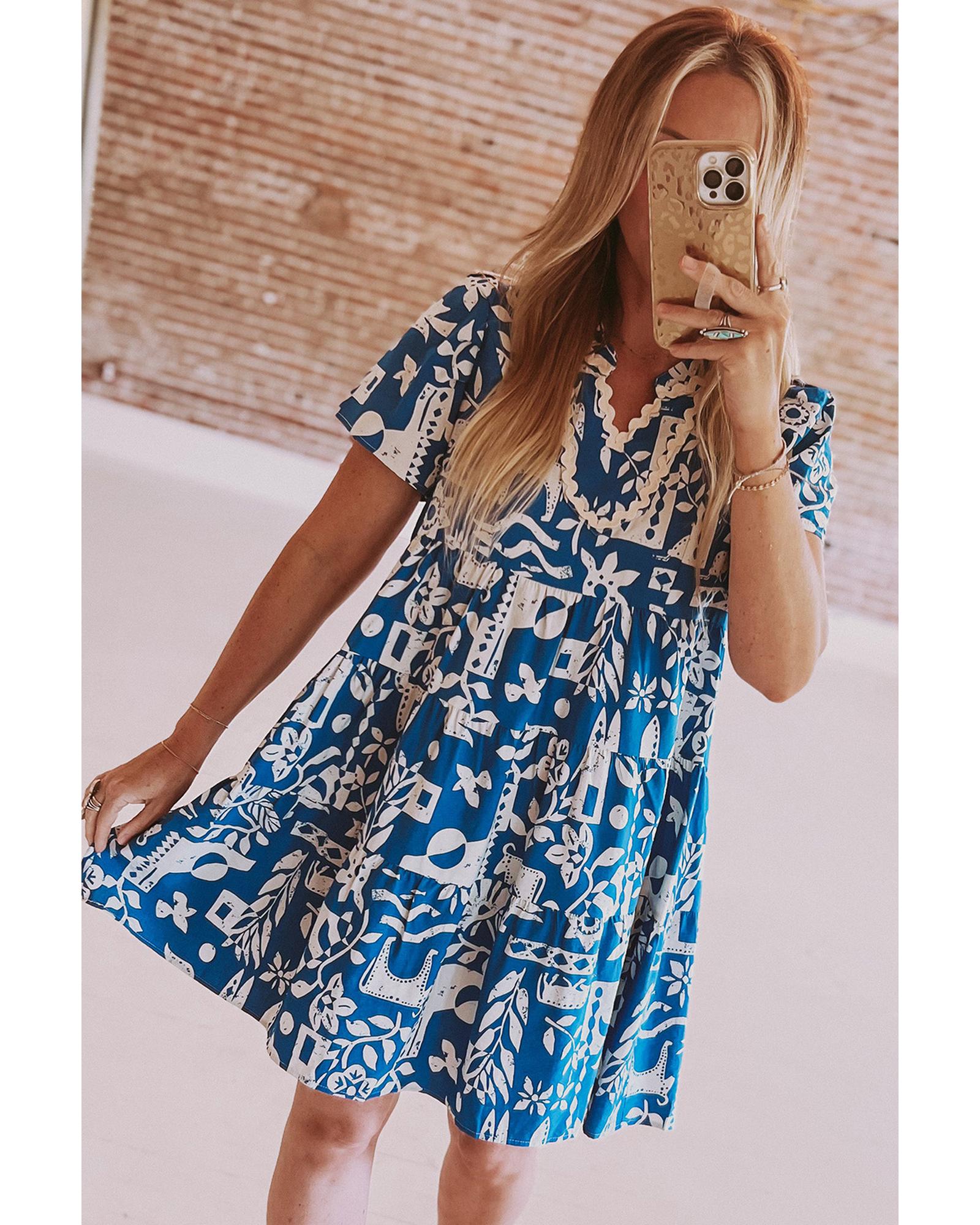 V539-AZEXDC6120053-P520-L-202508282310-00 Blue Ricrac Trim Split Neck Floral Loose Dress - L - Image 1