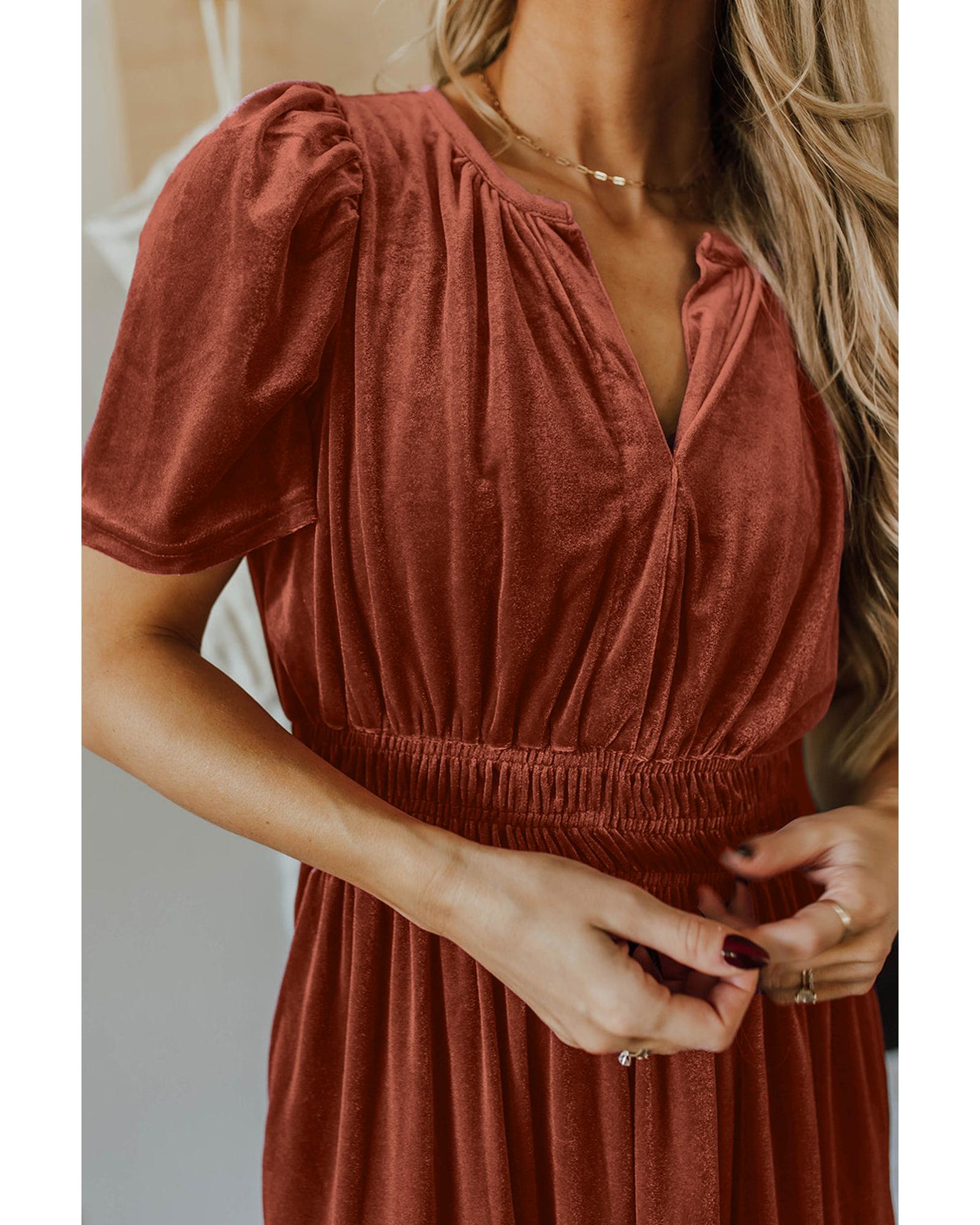 V539-AZEXDC6121808-P2017-XL-202508280410-00 Chestnut Velvet Short Sleeve Shirred Waist Tiered Maxi Dress - XL - Image 1