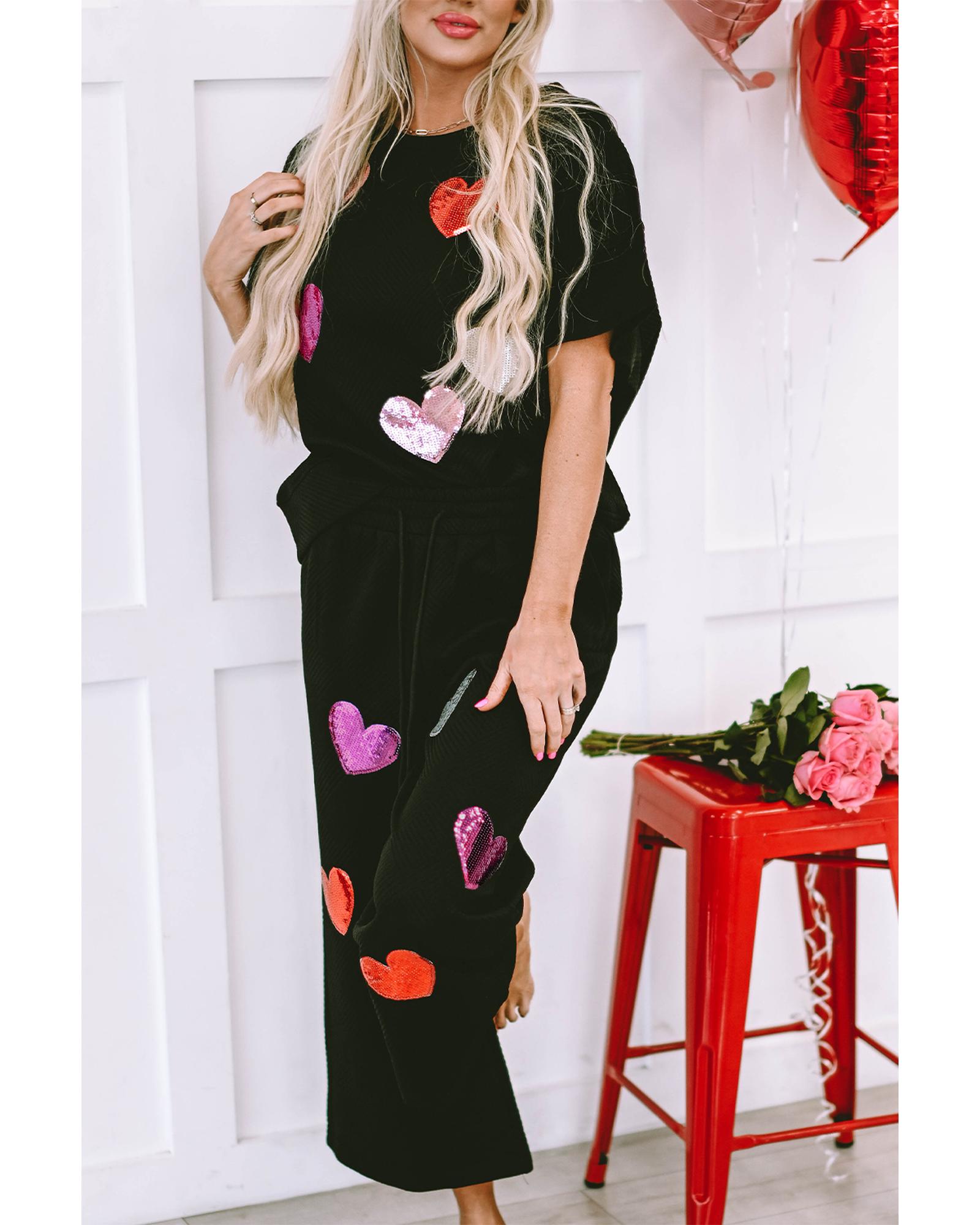 V539-AZEXDC625715-2-L-202508300105-00 Black Sequin Heart Popping Graphic Textured 2pcs Outfit - L - Image 1