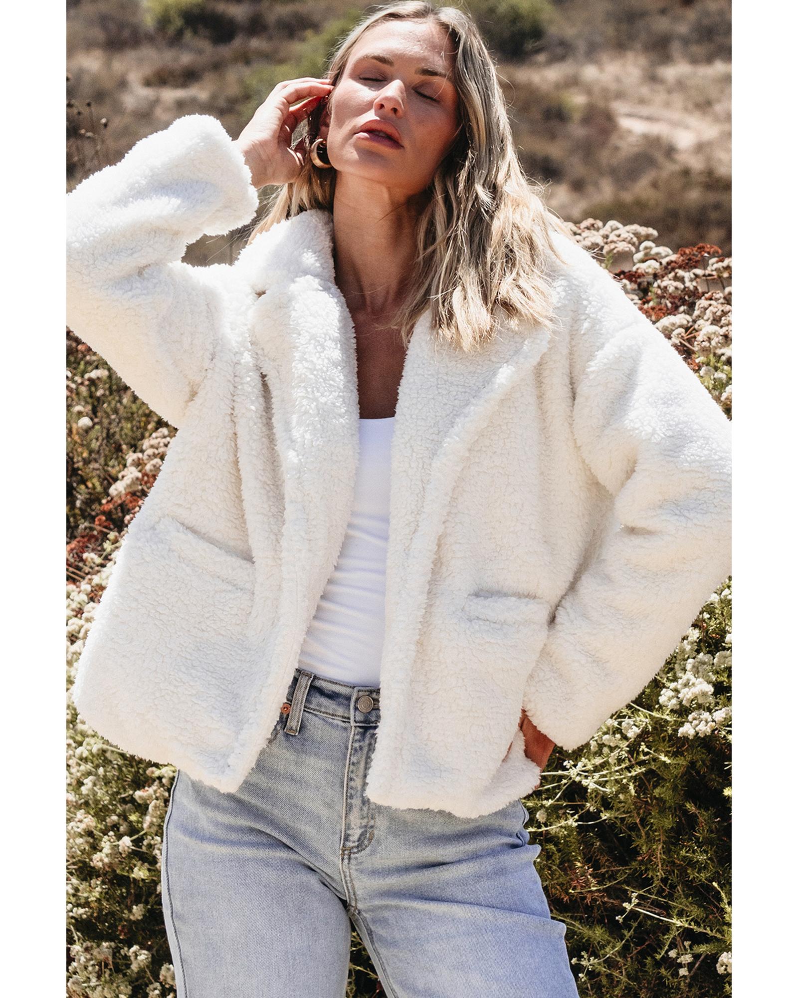 V539-AZEXDC8513299-P15-M-202508301300-00 Beige Faux Fur Button Pocketed Lapel Collar Jacket - M - Image 1