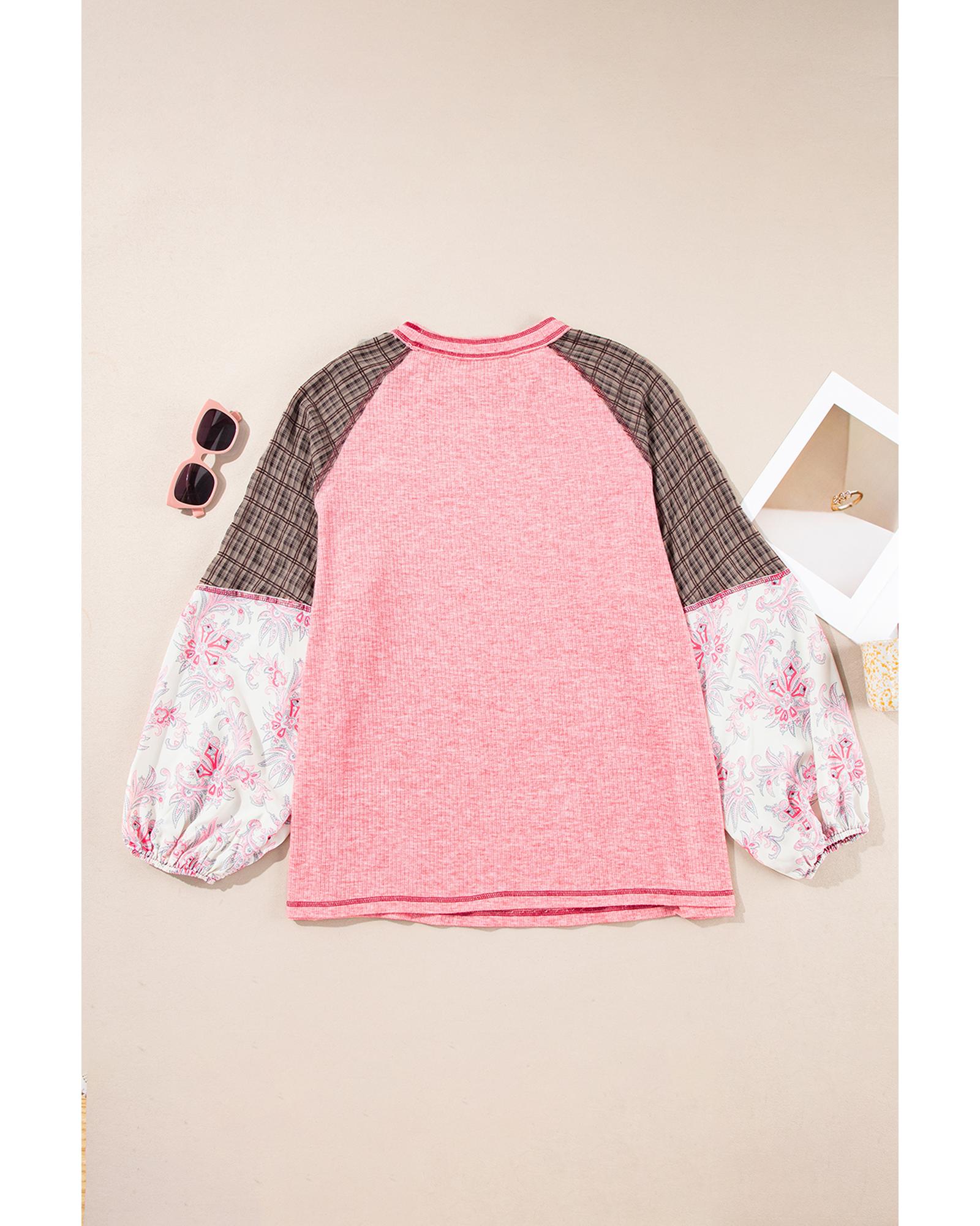 V539-AZEXPL2512527-P1020-4X-202508311110-00 Pink Checkered Paisley Patchwork Raglan Sleeve Seamed Plus Size Top - 4X - Image 1