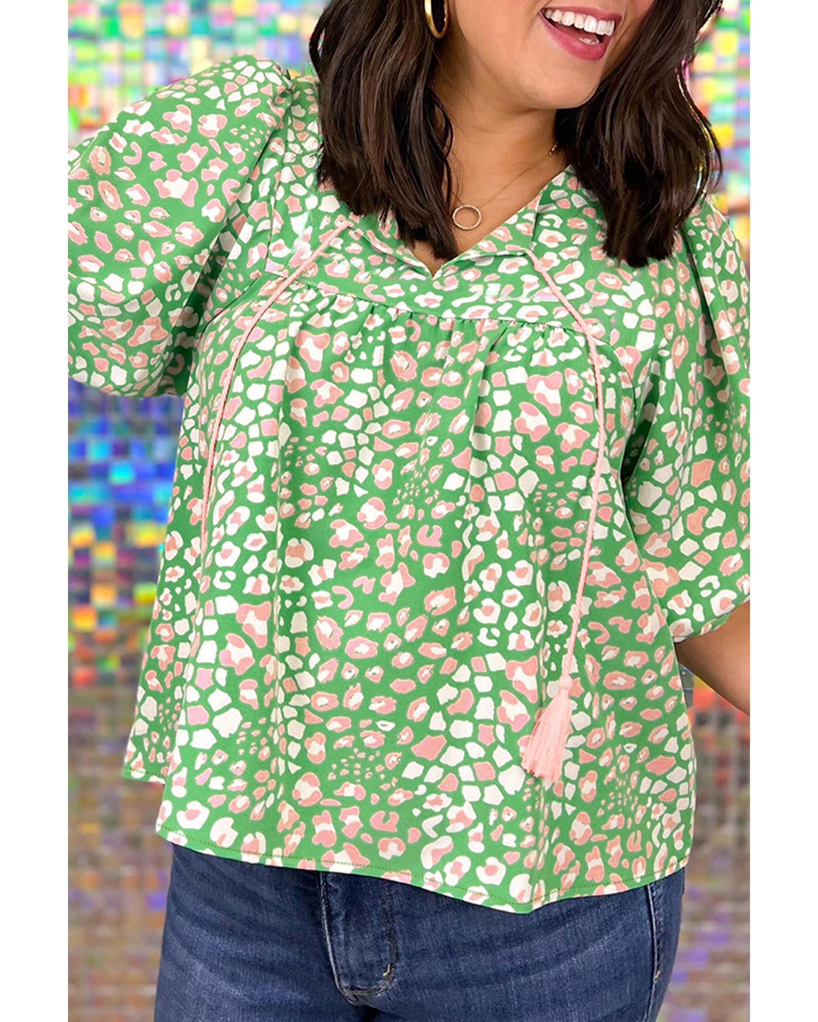 V539-AZEXPL2513141-P920-4X-202508311135-00 Green Plus Size Floral Tassel Tie Split Neck Puff Sleeve Blouse - 4X - Image 1