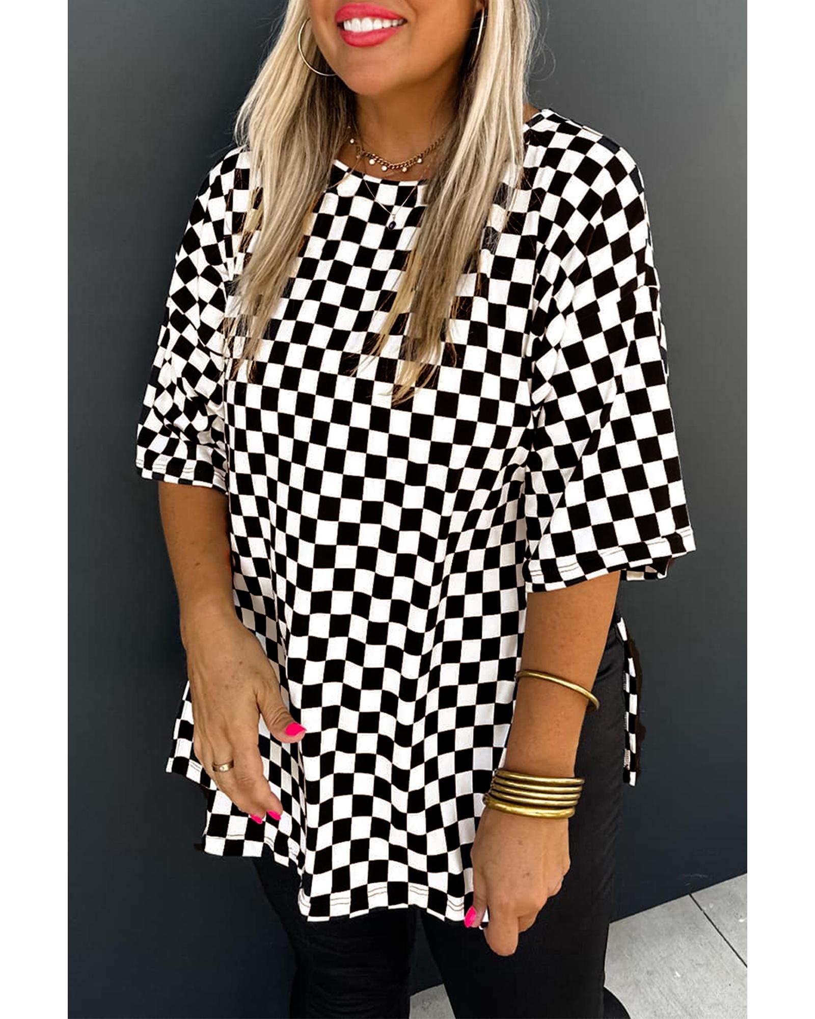 V539-AZEXPL2521343-P220-1X-202508311455-00 Black Checkered Print Side Slits O Neck Plus Size T Shirt - 1X - Image 1