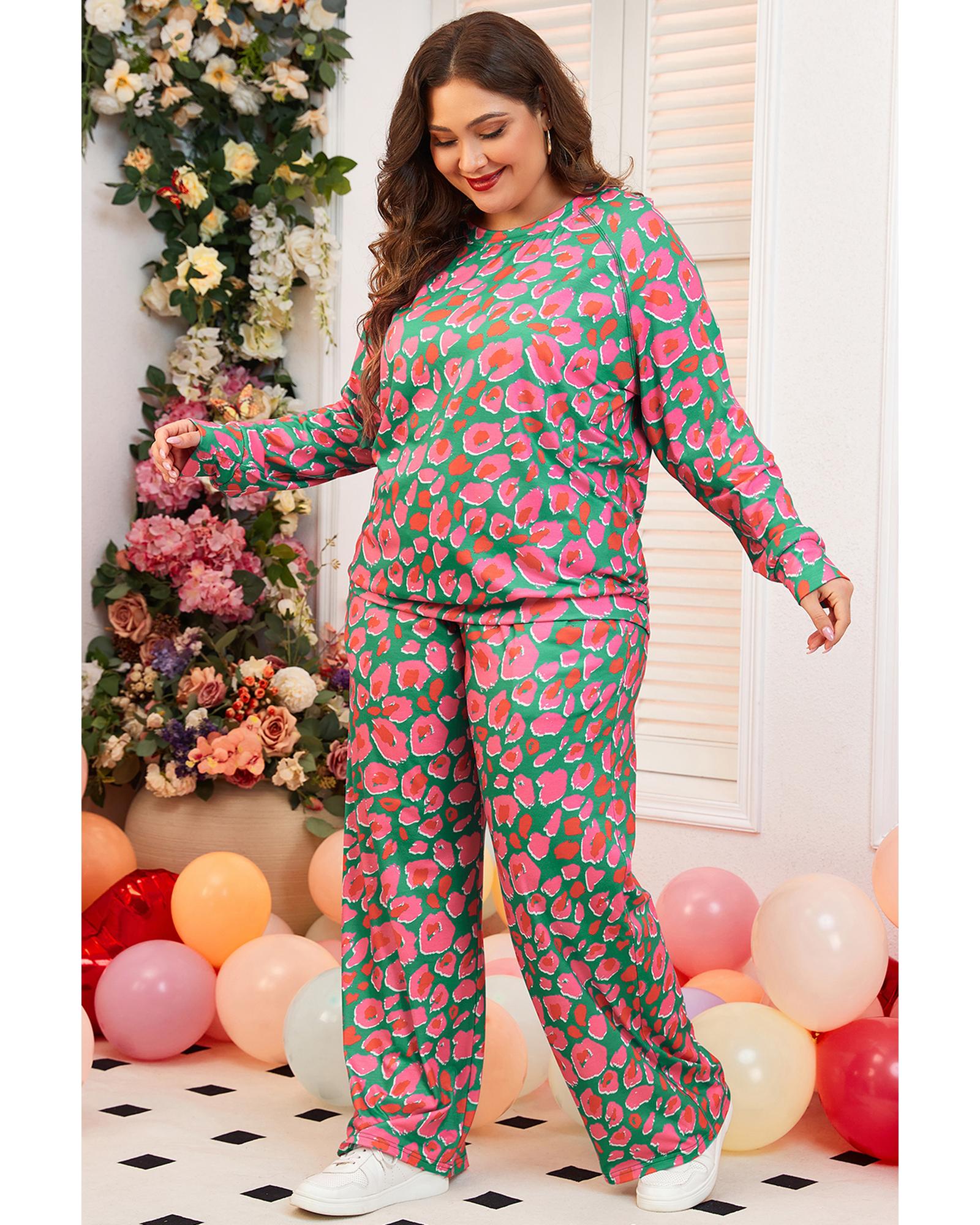 V539-AZEXPL62149-P920-3X-202508301125-00 Green Plus Size Printed Long Sleeve and Pants Lounge Set - 3X - Image 1