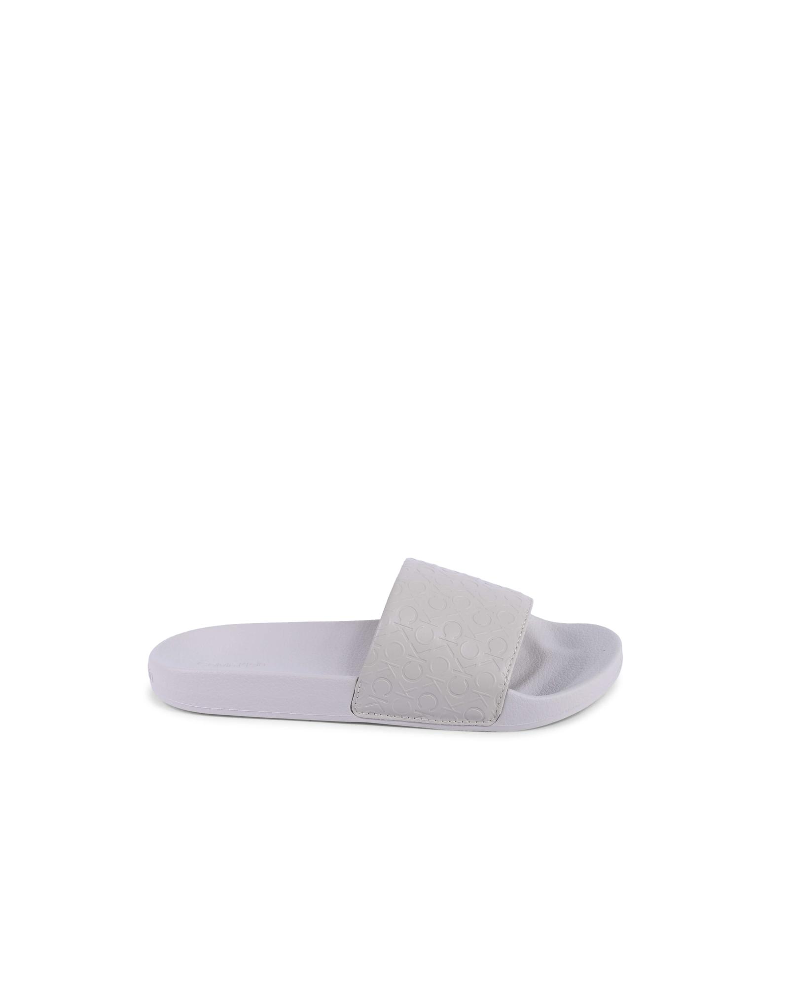 V539-BTB114099-202506160346-00 Embossed Logo Slides - 37 EU - Image 1