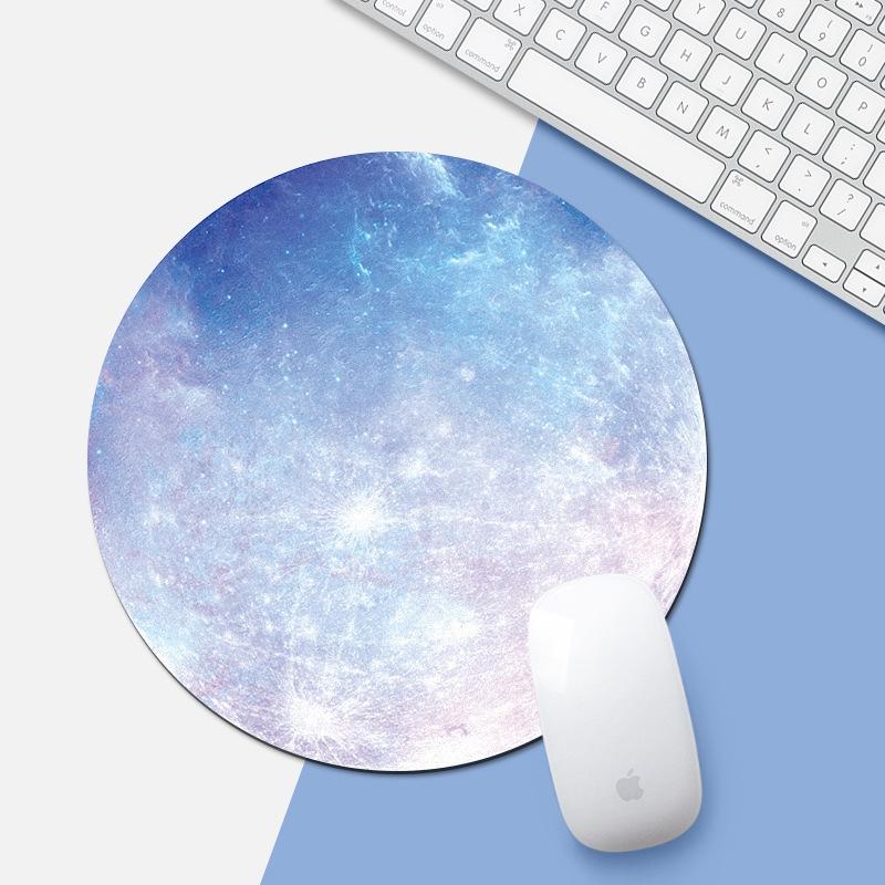 V562-0105BK-202505261235-00 22Cm Rainbow Mercury Pattern Mouse Pad - Image 1