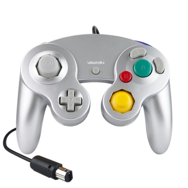 V562-9036102750DBT-202503201945-00 2-pack Wired Vibrating Game Controller for Nintendo Ngc / Wii - Silver - Image 1