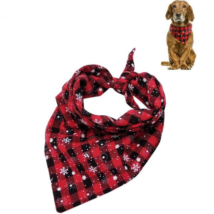 V562-A1060334240DBT-202503201720-00 Pet Triangle Towel Christmas Snowflake Dog Saliva Towel - Size S - Red - Image 1