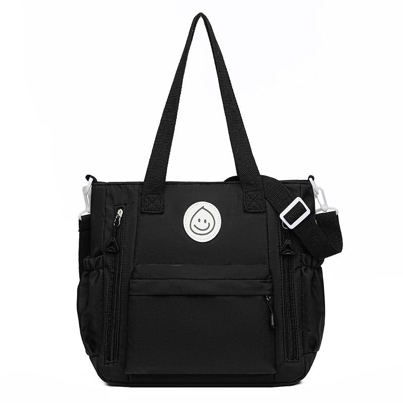 V562-A1084305060DBT-202505191705-00 Versatile Contrast Shoulder Bag For Students - Black - Image 1