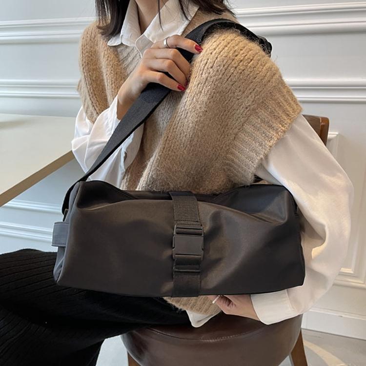 V562-B1026124060DBT-202503041335-00 Travel & Fitness Crossbody Bag - Waterproof Nylon - Black - Image 1