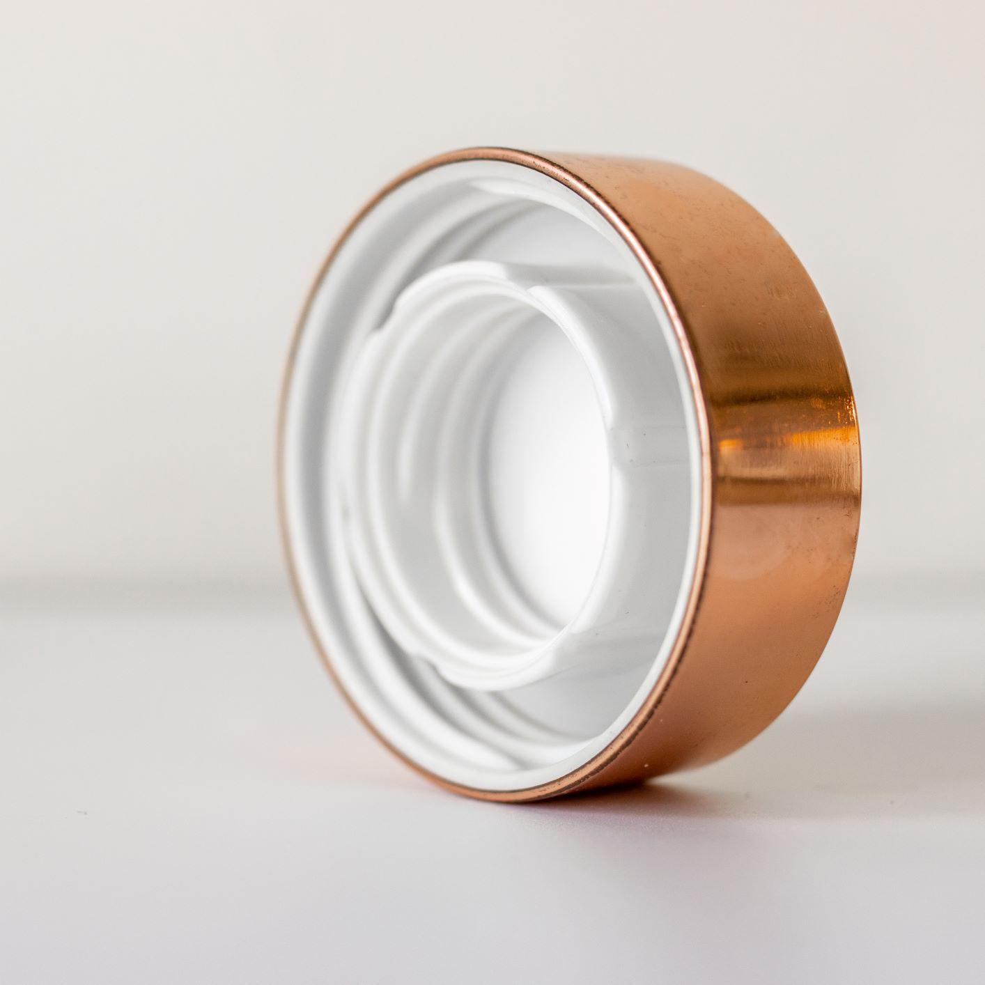 V573-CWBGPRQ-140196-00 Rose Gold Crystal Drinking Bottle - 550ml with Gemstone Pod - Image 1